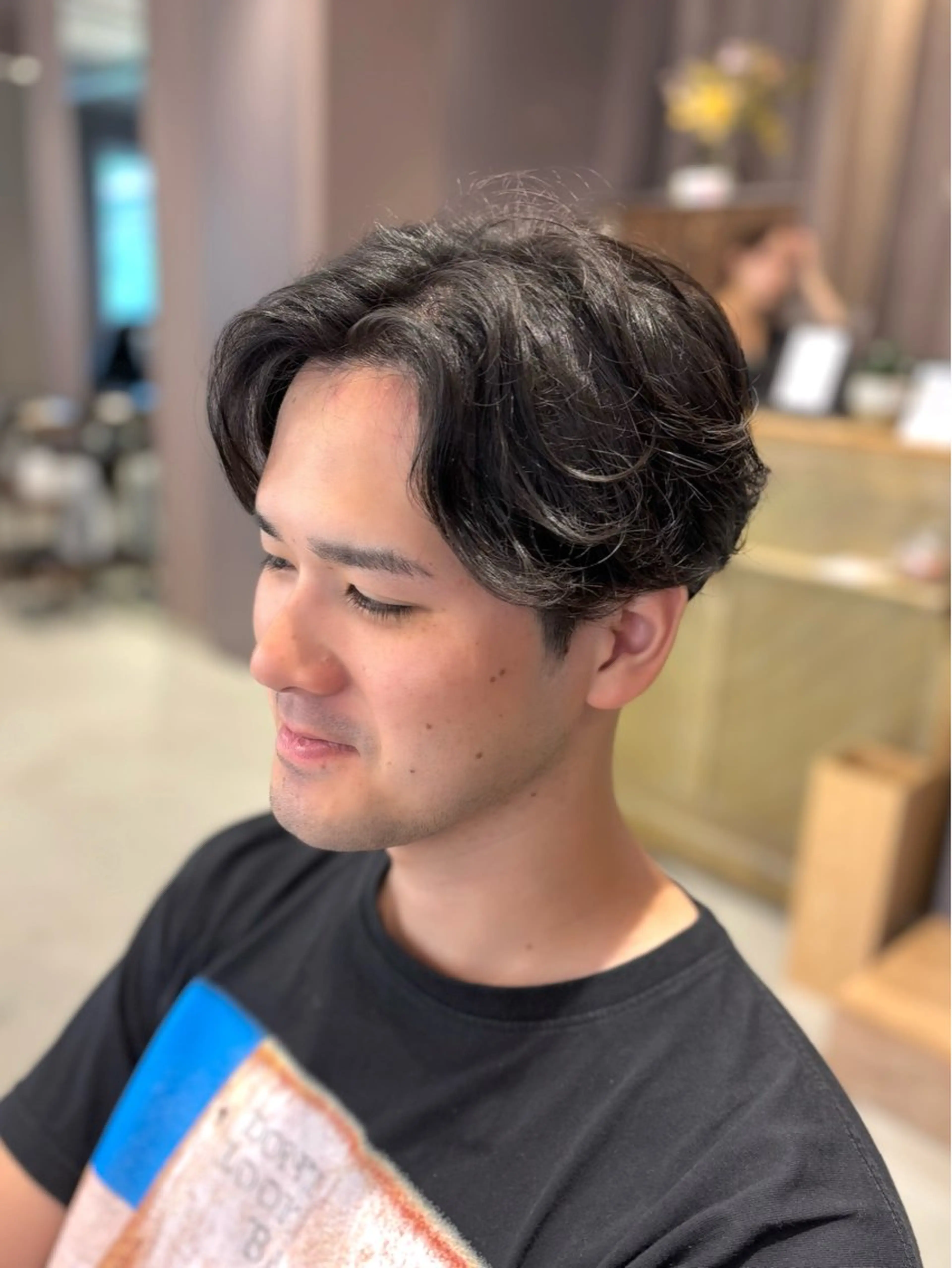 パーマ メンズ センターパート メンズパーマ カット パーマ 🎼レイヤー/透明感 カラー/nene♬のヘアスタイル