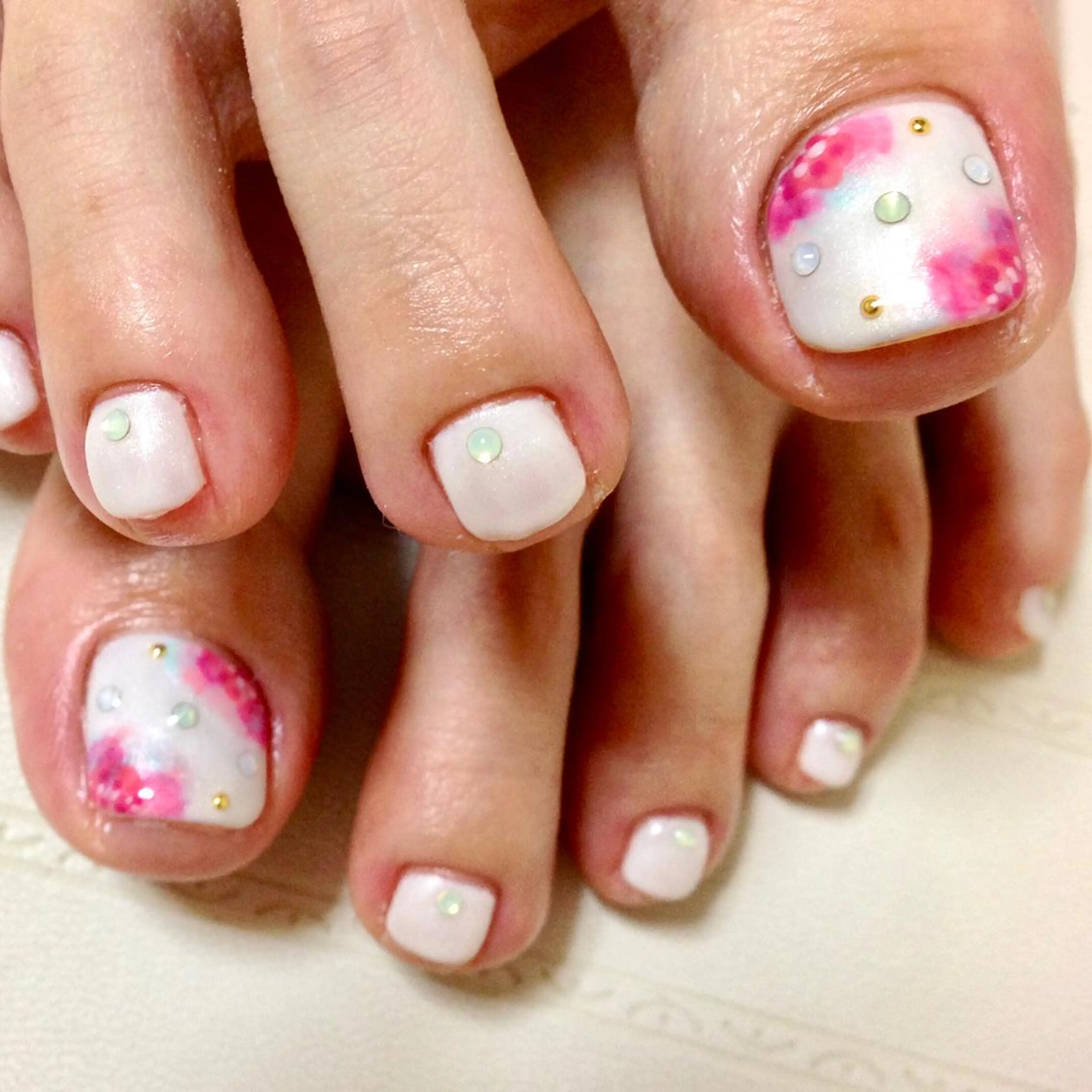 ネイル フラワーネイル フットネイル ニュアンスネイル フットネイル ステラ marikominoのネイルデザイン