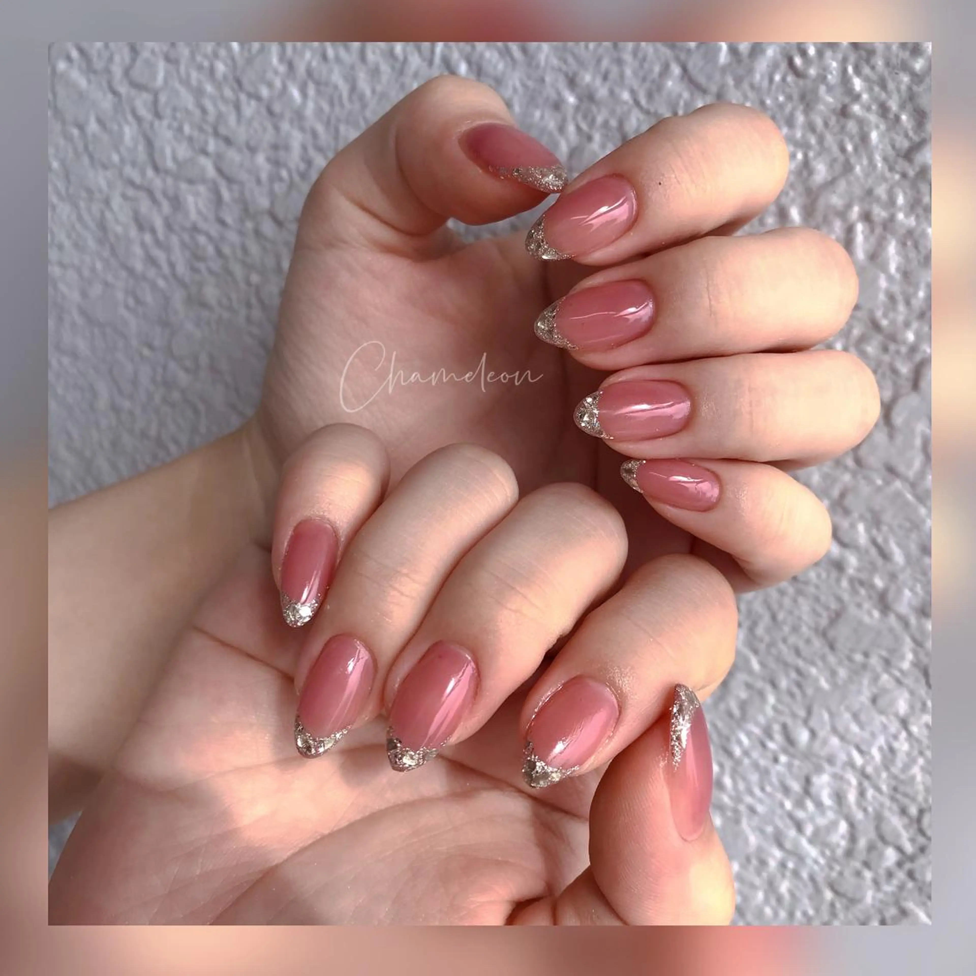 ネイル フレンチネイル ガラスフレンチ ハンドネイル 《カメレオン》 西田美輝のヘアスタイル