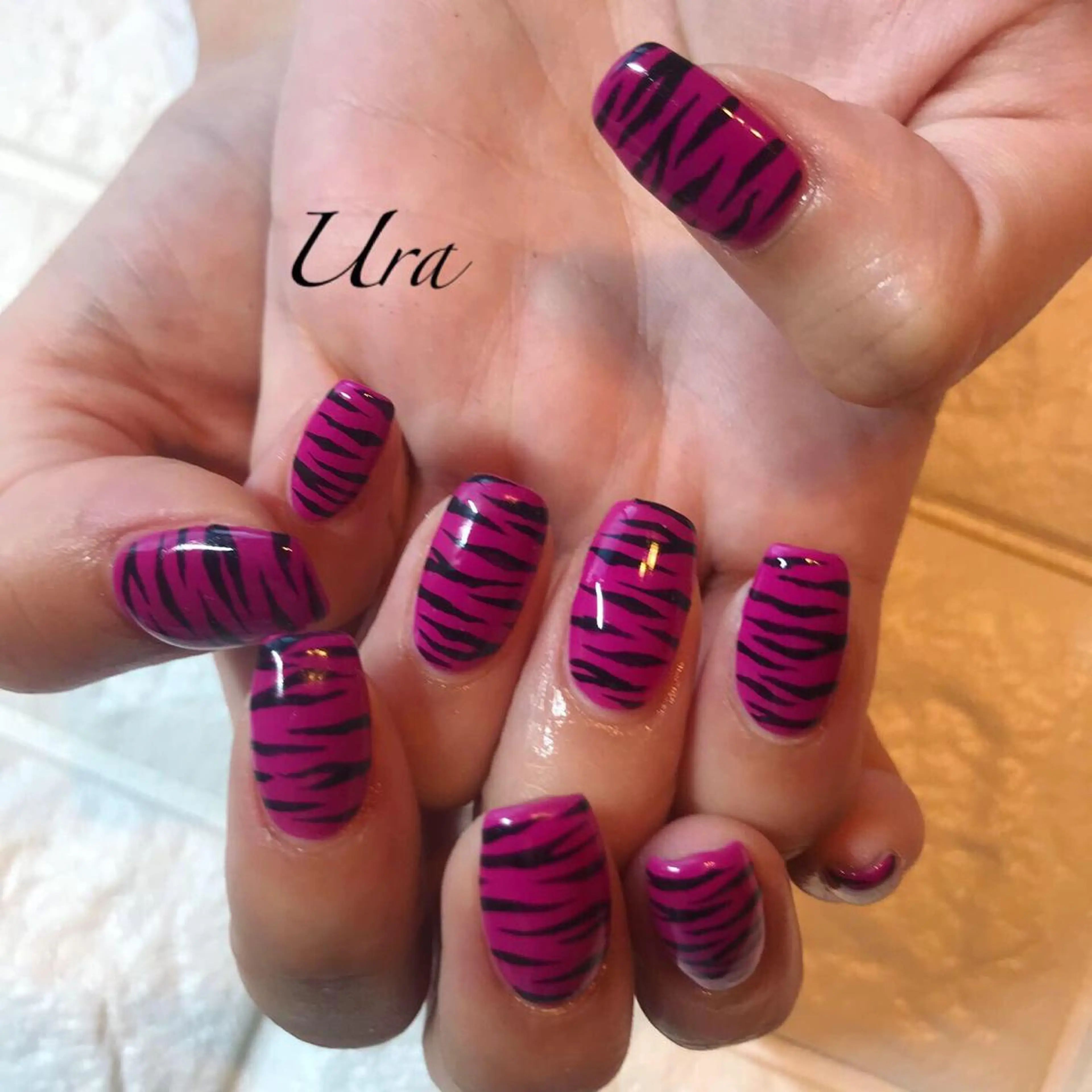 ネイル UrakoNail 《nail》のネイルデザイン