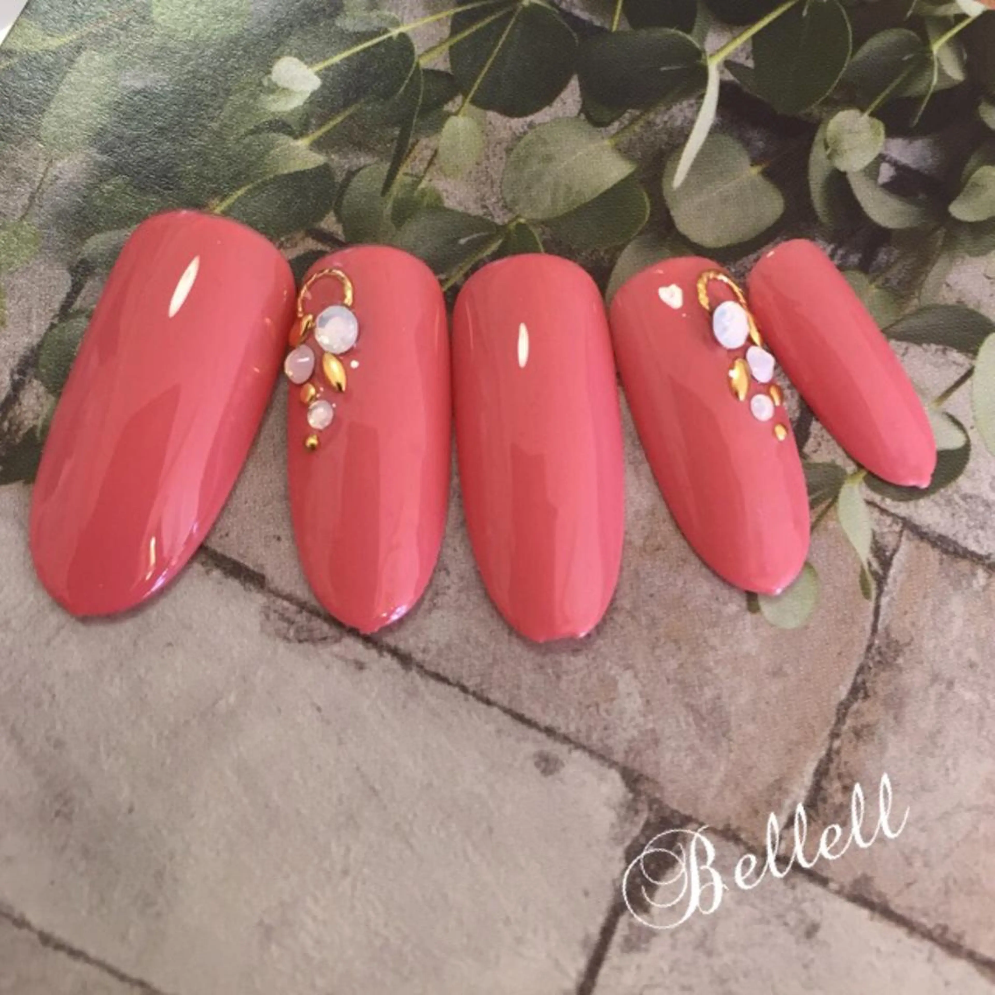 ネイル 青木 綾子のネイルデザイン