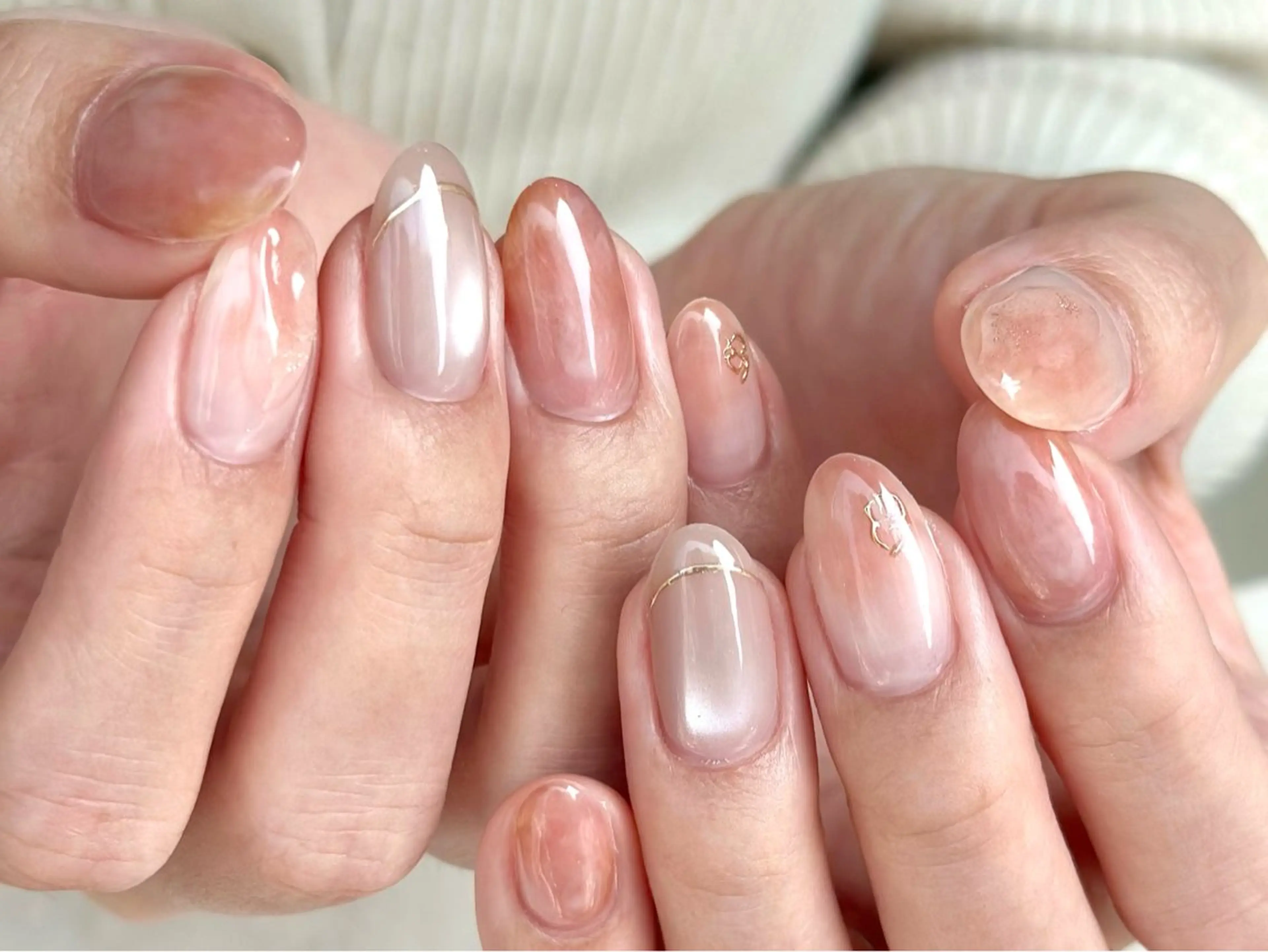 ネイル ニュアンスネイル ハンドネイル aoi .のネイルデザイン