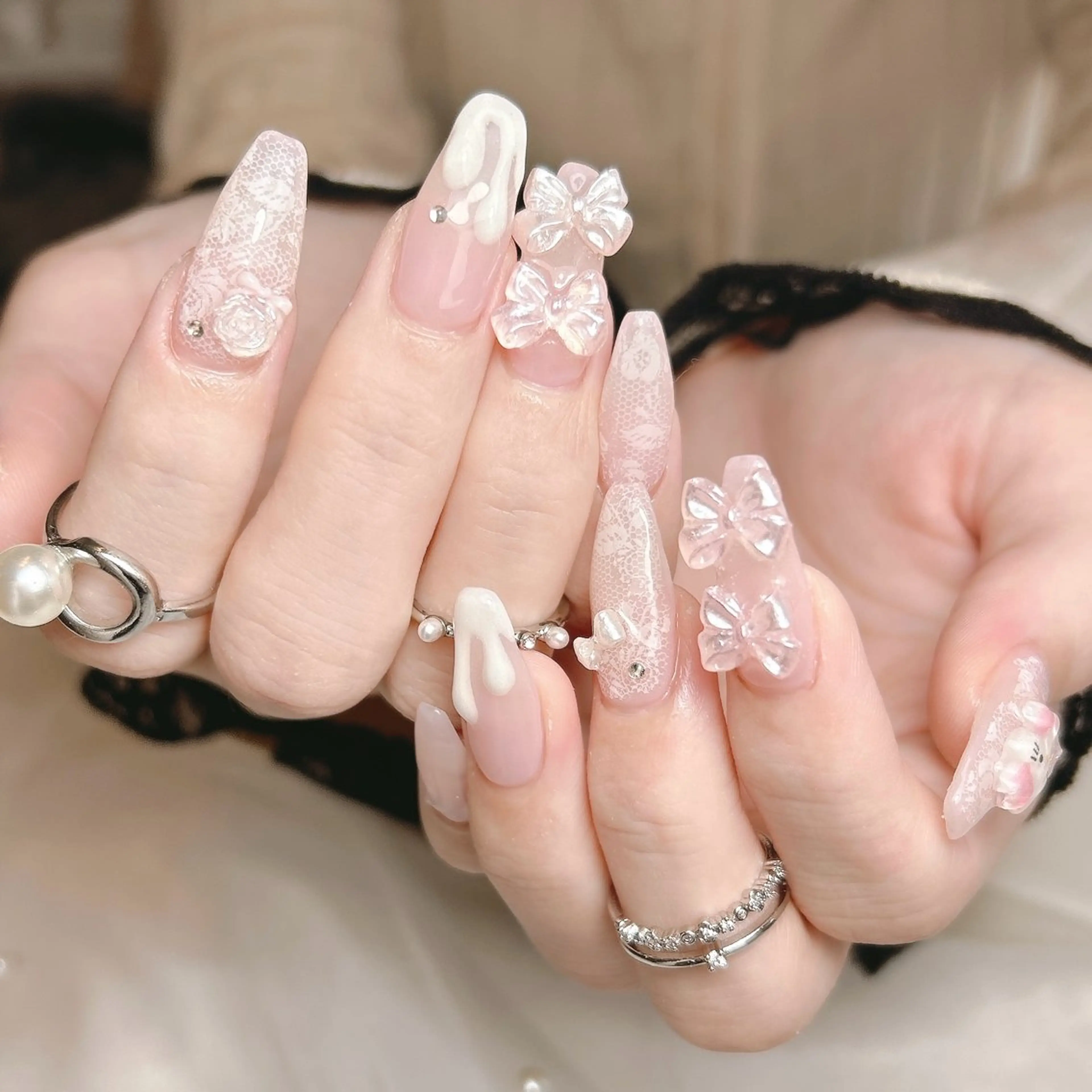 ネイル ホワイト ハンドネイル junna 金山.東別院.上前津のネイルデザイン