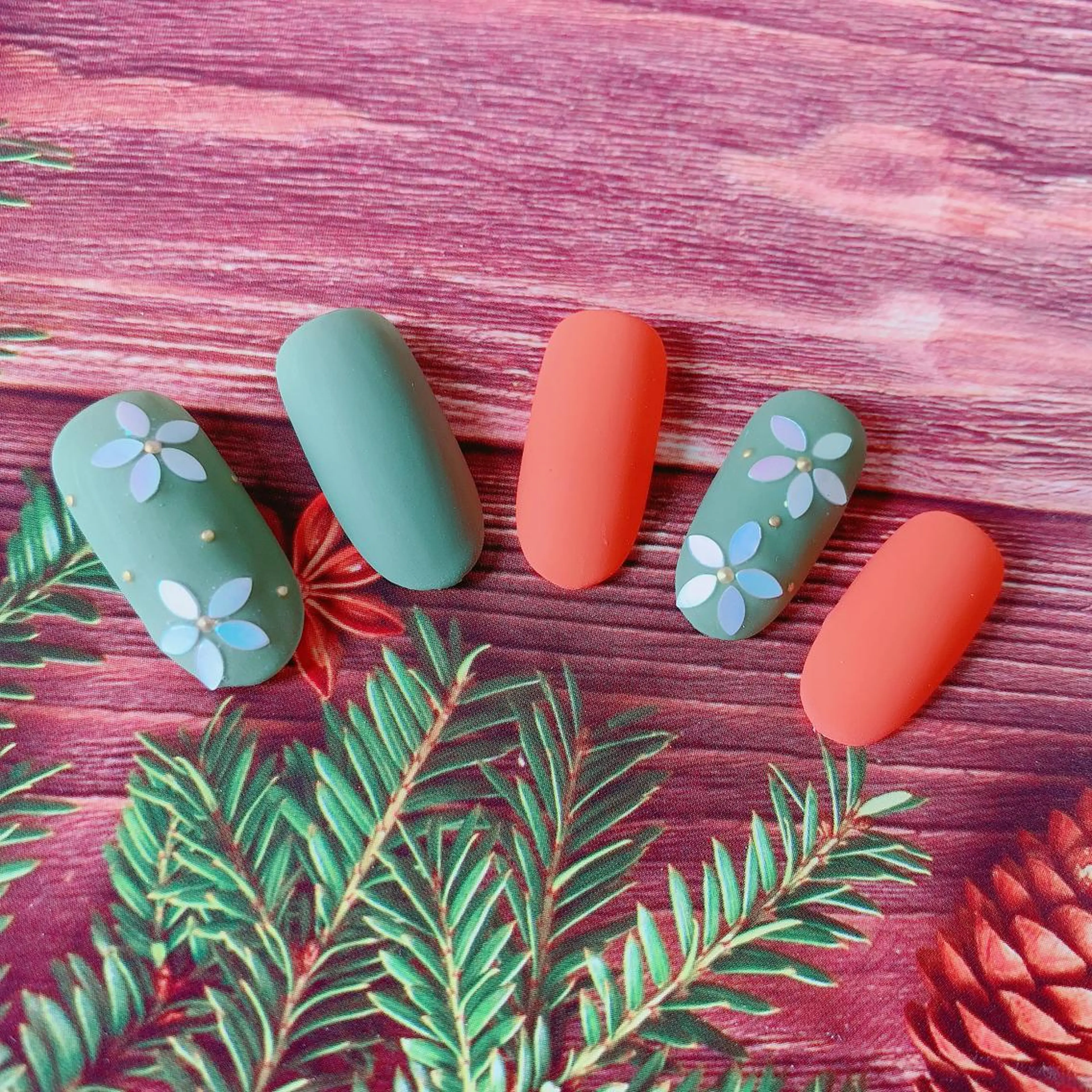 カラー ネイル Moonstone Salonのネイルデザイン