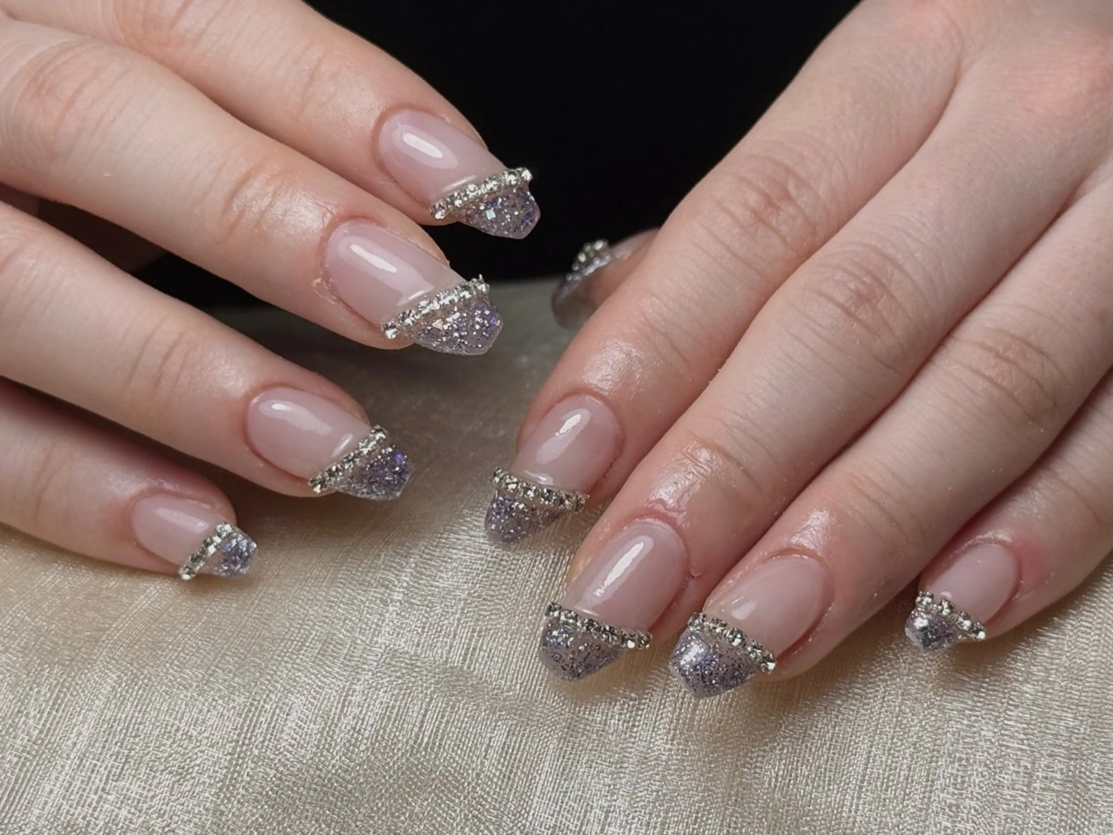 ネイル アートネイル オーロラネイル クリアネイル 長さ出し フレンチネイル 原田 梨香のネイルデザイン