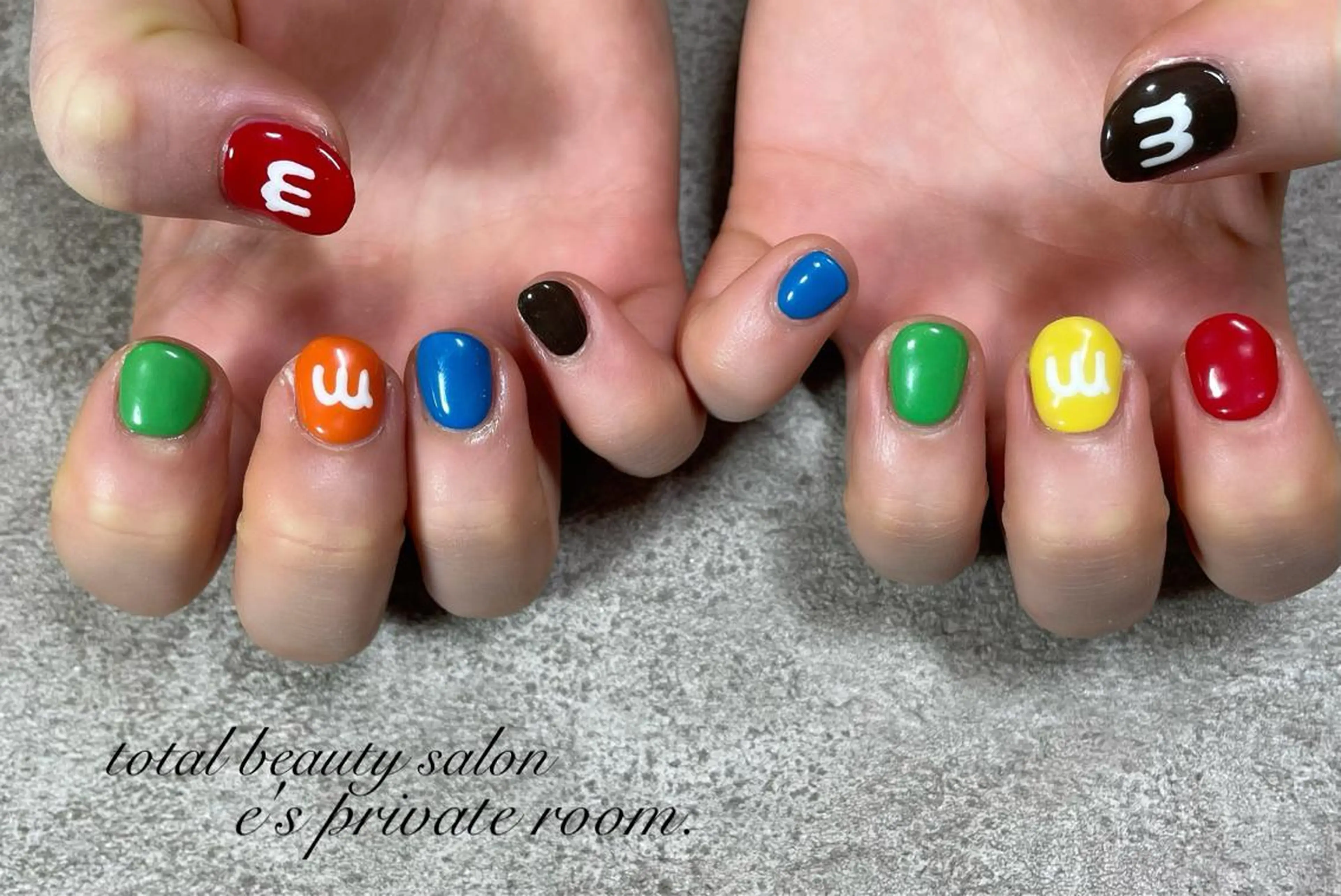 ネイル LAVISH nail salonのネイルデザイン