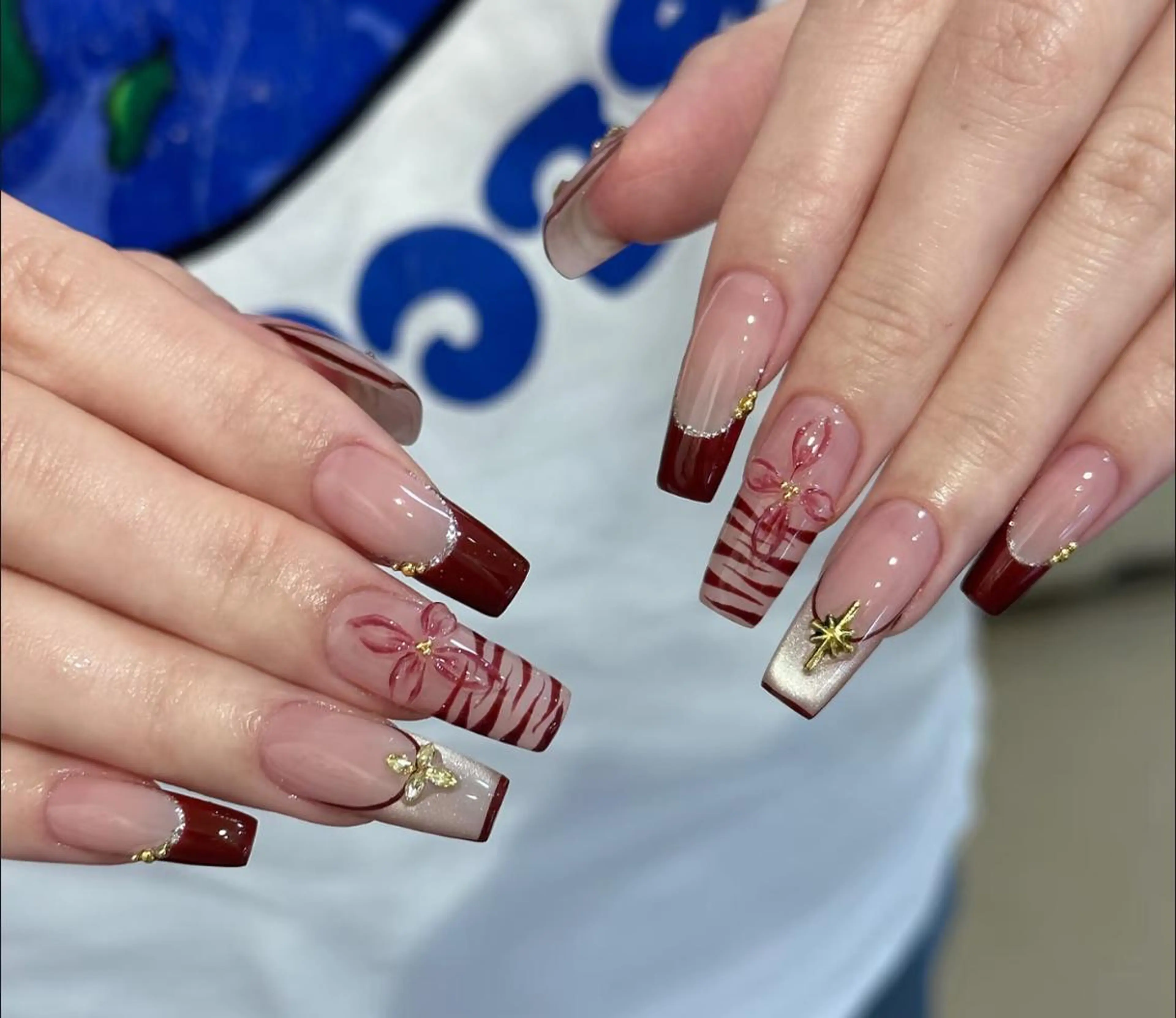 ネイル ハンドネイル 🎀 Ayaka_nailのネイルデザイン