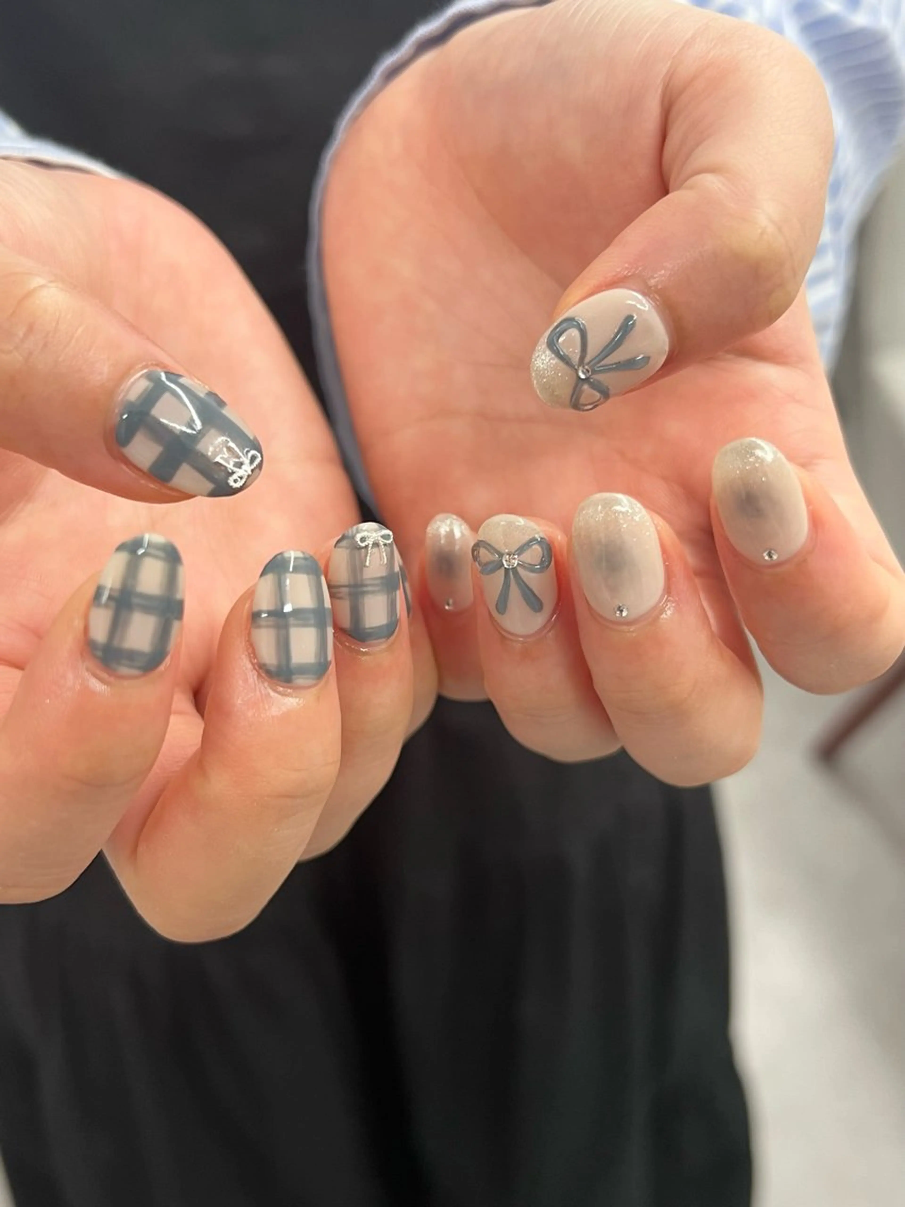 ネイル チークネイル ジェルネイル マグネットネイル ニュアンスネイル パラジェル ハンドネイル ハンドケア Bana_ Nailのネイルデザイン