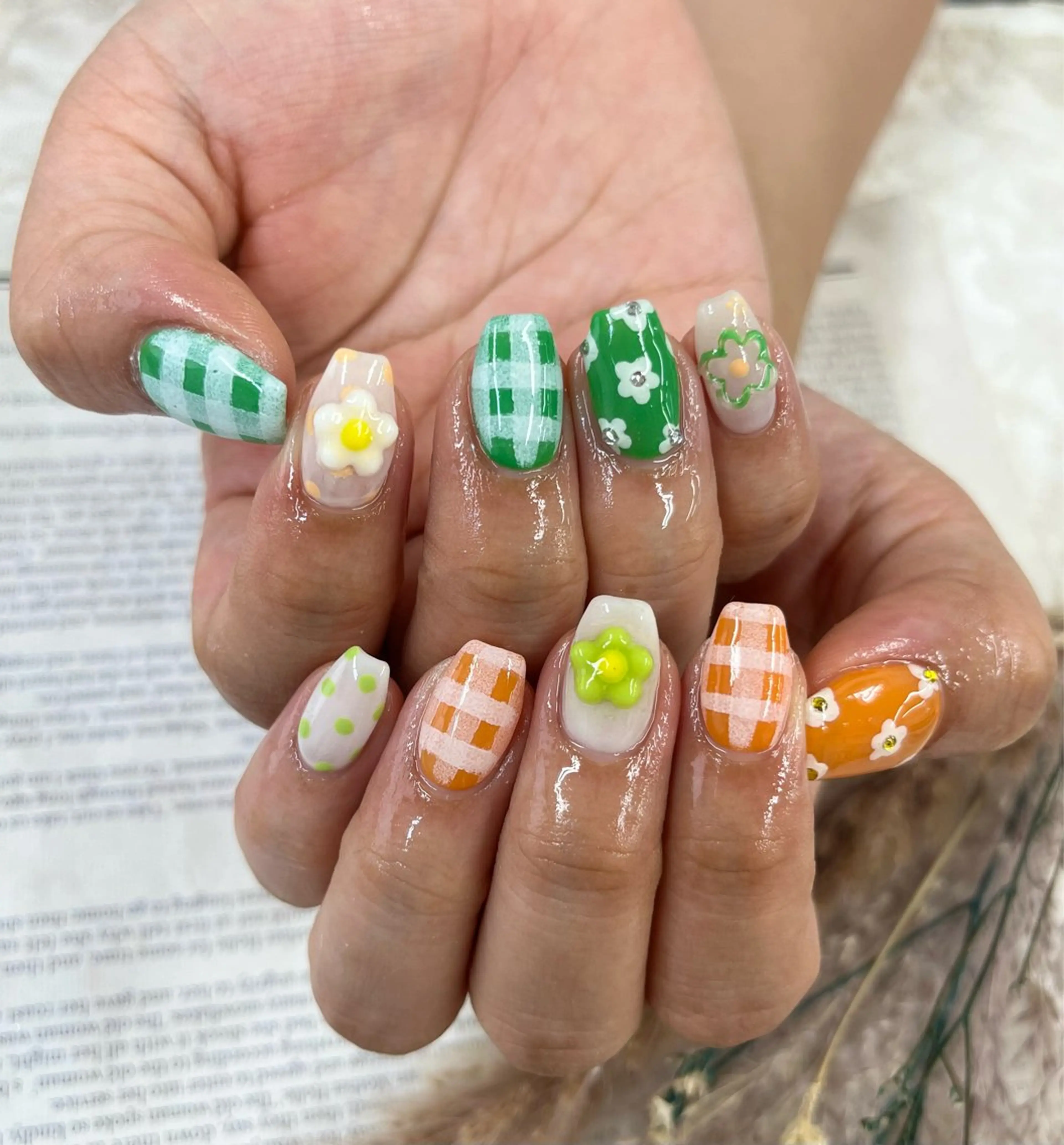 ネイル 持ち込み ハンドネイル Basic町田本店 Suzunaのネイルデザイン