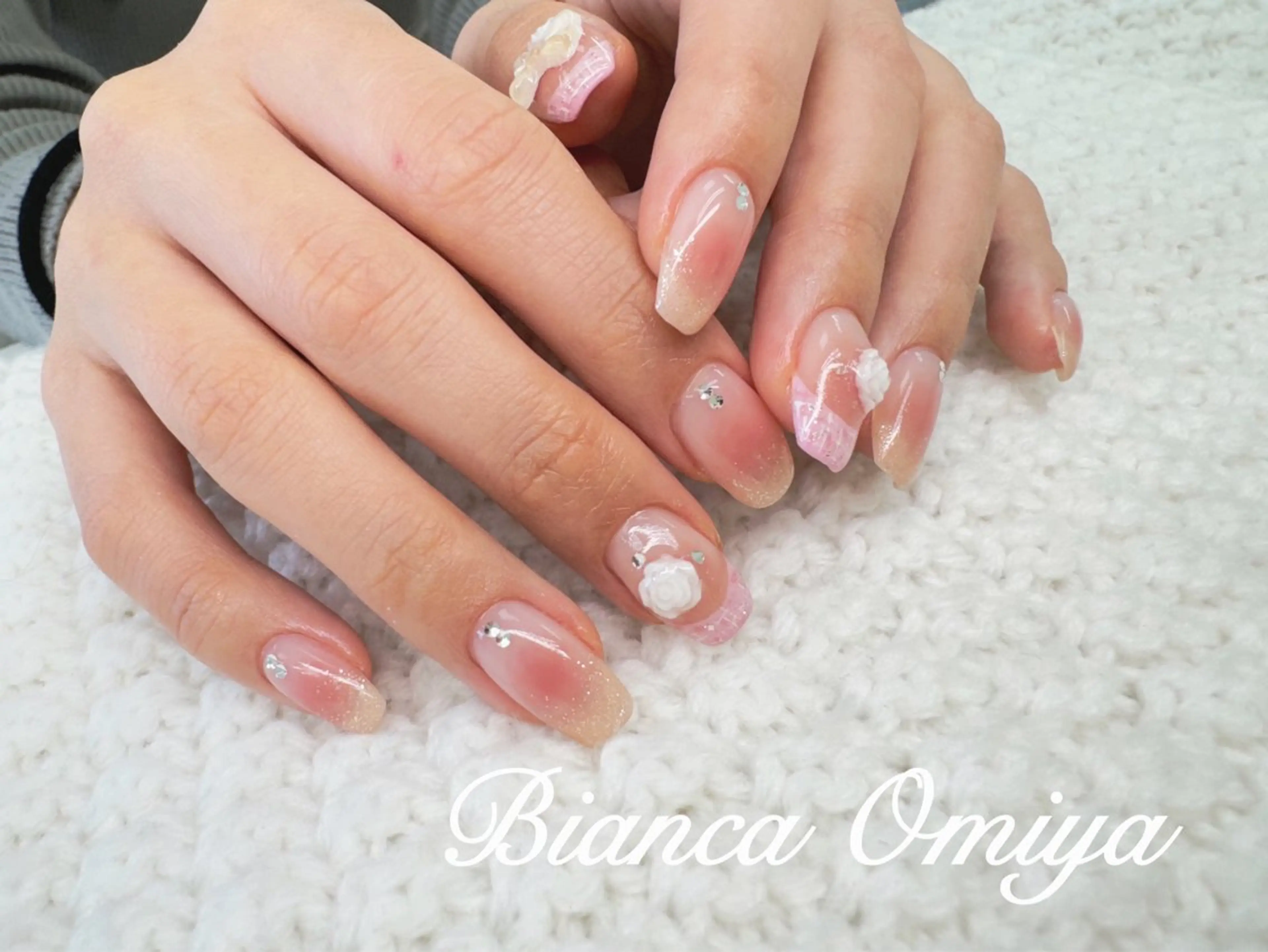 ネイル 岩松 沙耶のネイルデザイン