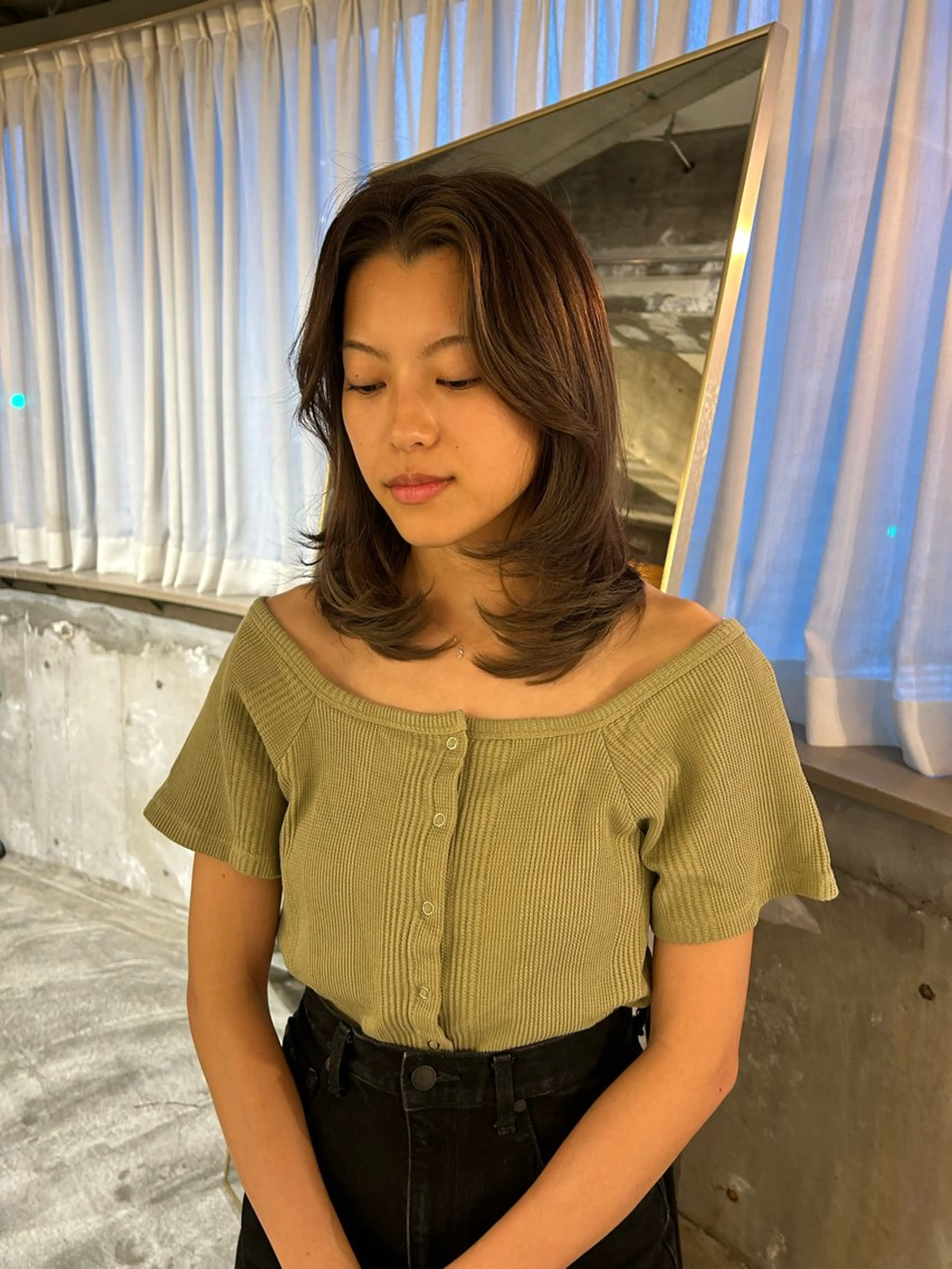 ミディアム カラー レイヤーカット カット 海外レイヤー /NAGISAのヘアスタイル