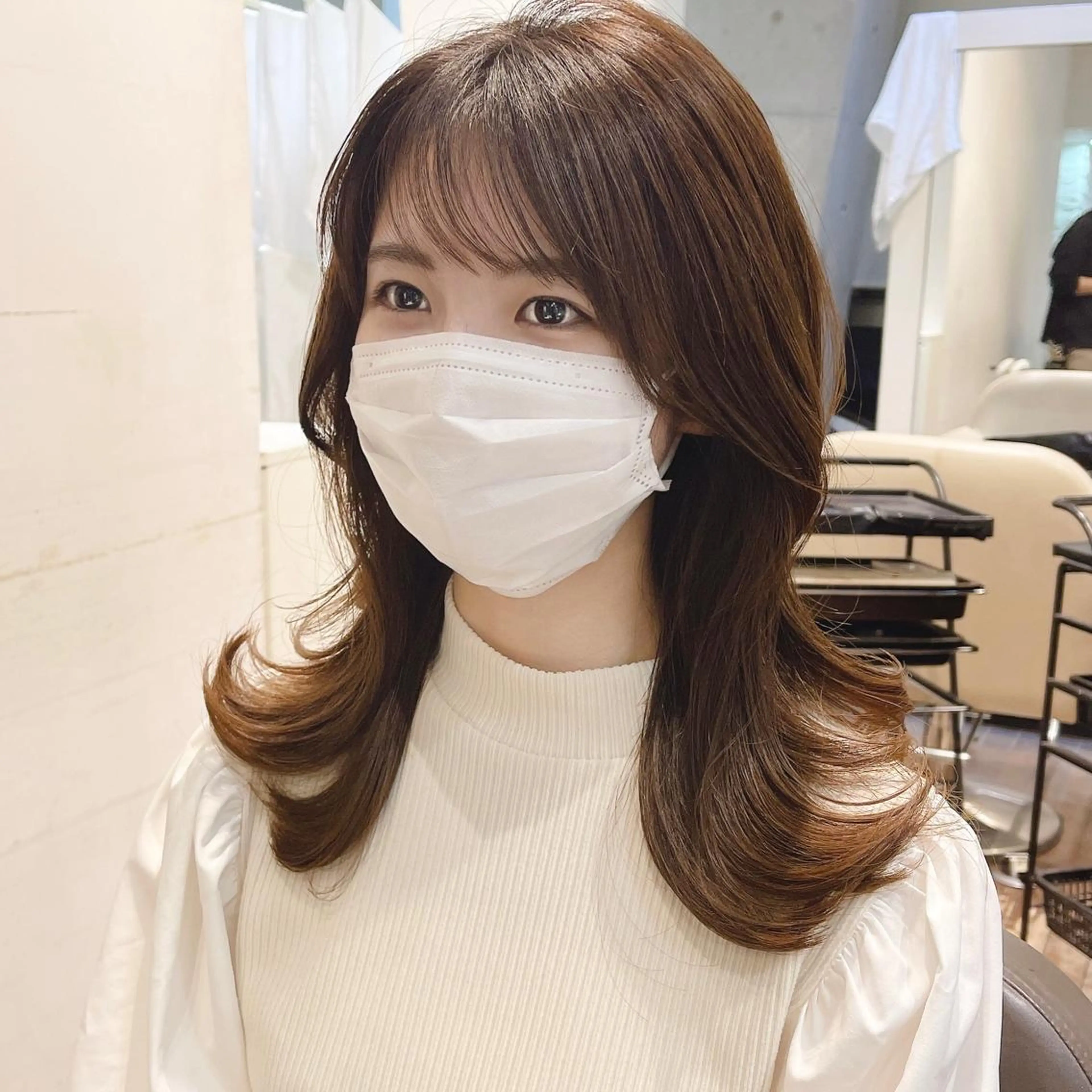 ミディアム くびれヘア 韓国風ヘア カット トリートメント 小田裕也 チャンモリパーマのヘアスタイル