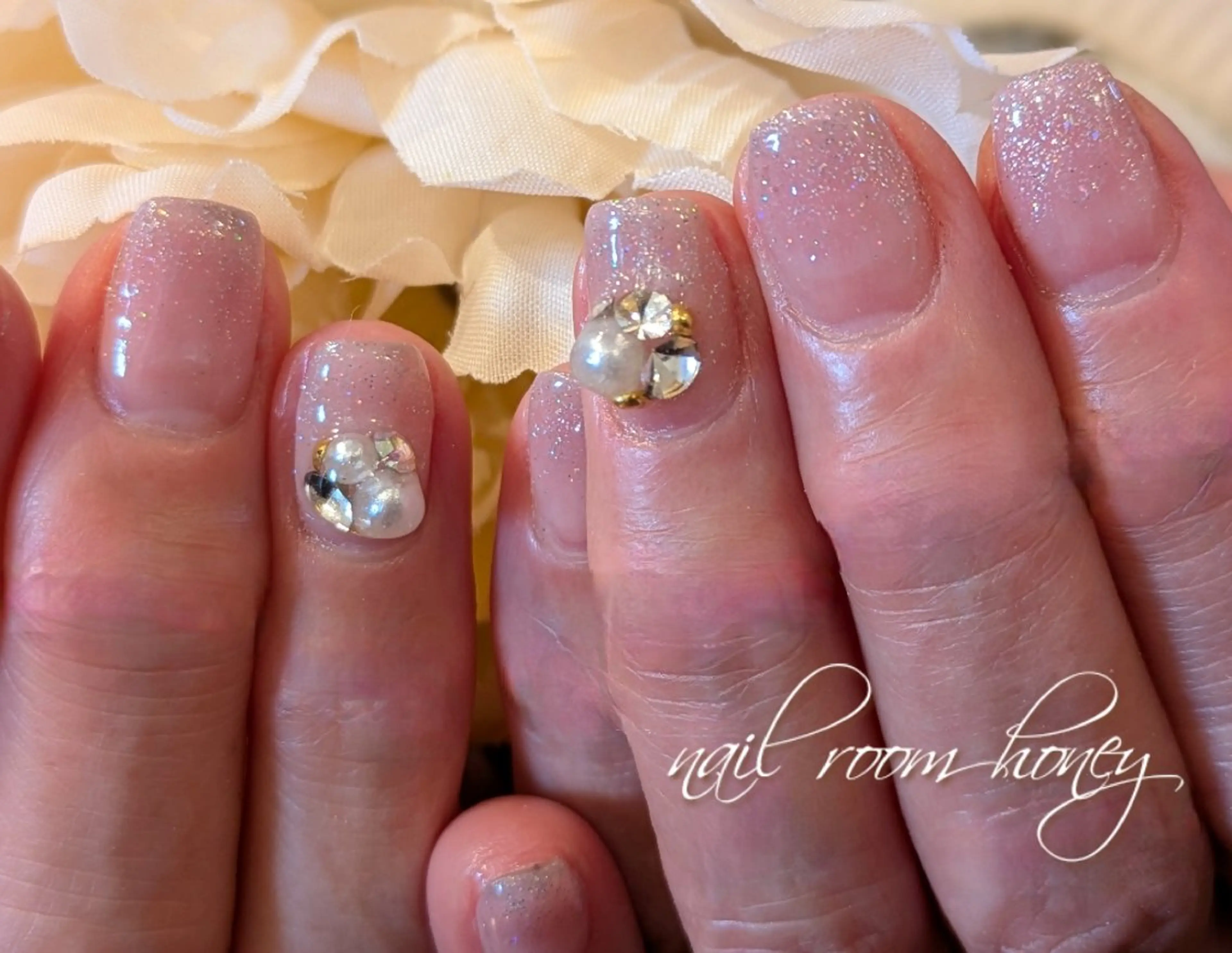 ネイル ピンク シンプルネイル ハンドネイル nail room  honeyのネイルデザイン