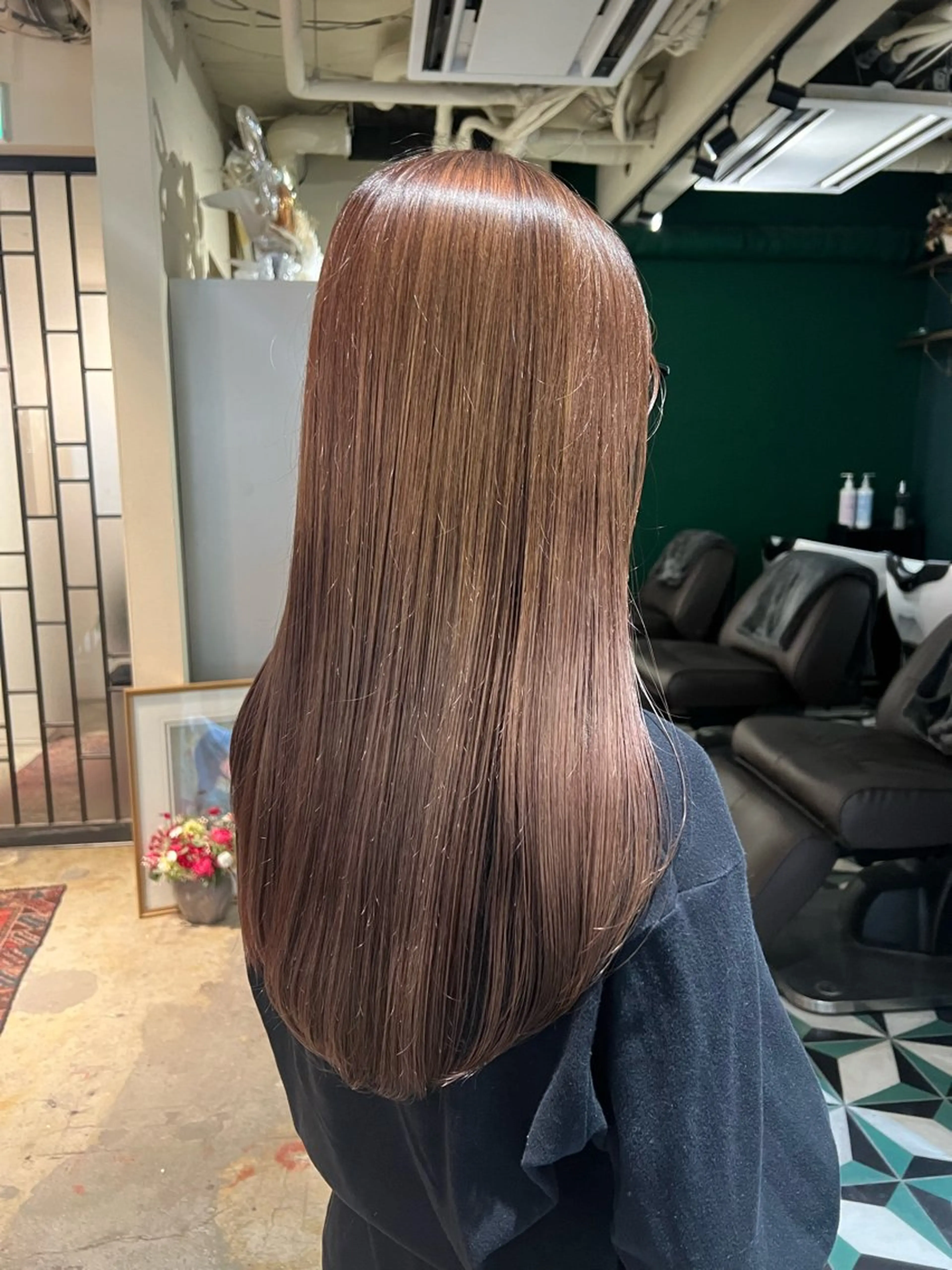 カラー ヘアカラー アイブロウ&マツパ カラーモデルまなみのヘアスタイル