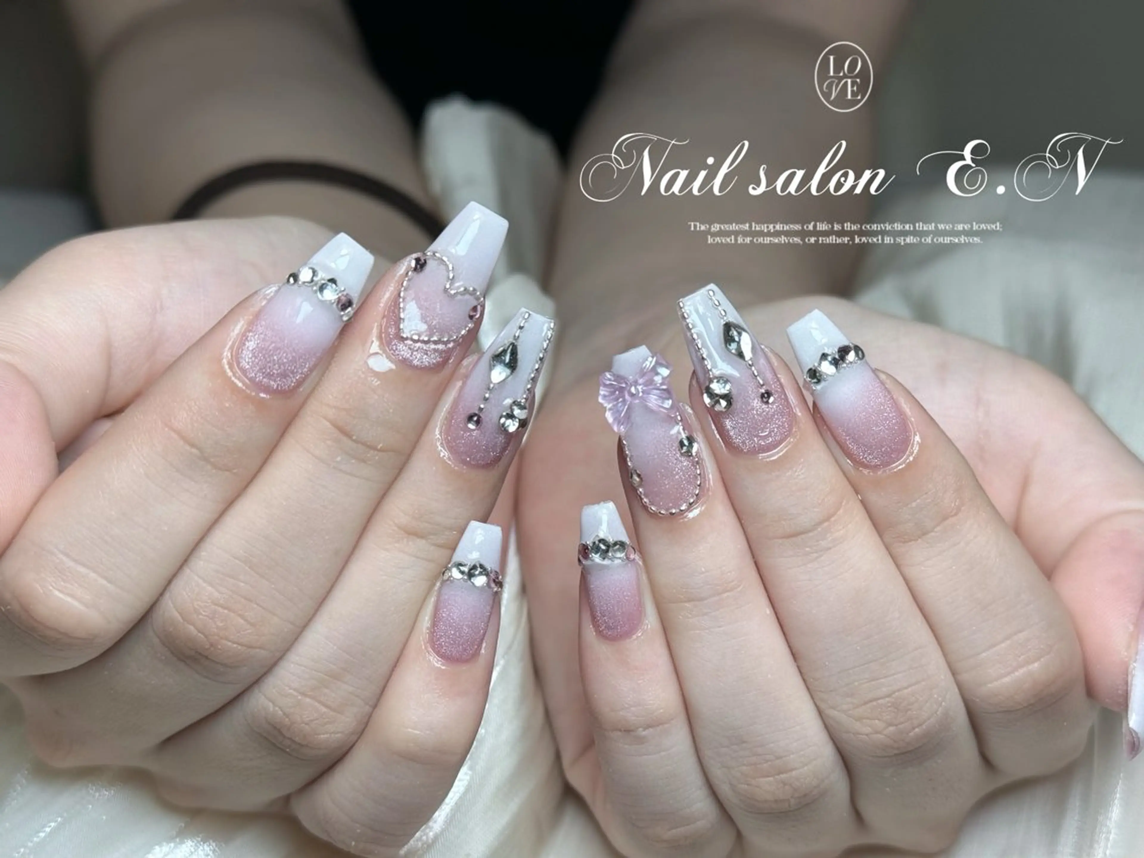 ネイル E.N🦋 長さ出し/持ち込みのネイルデザイン