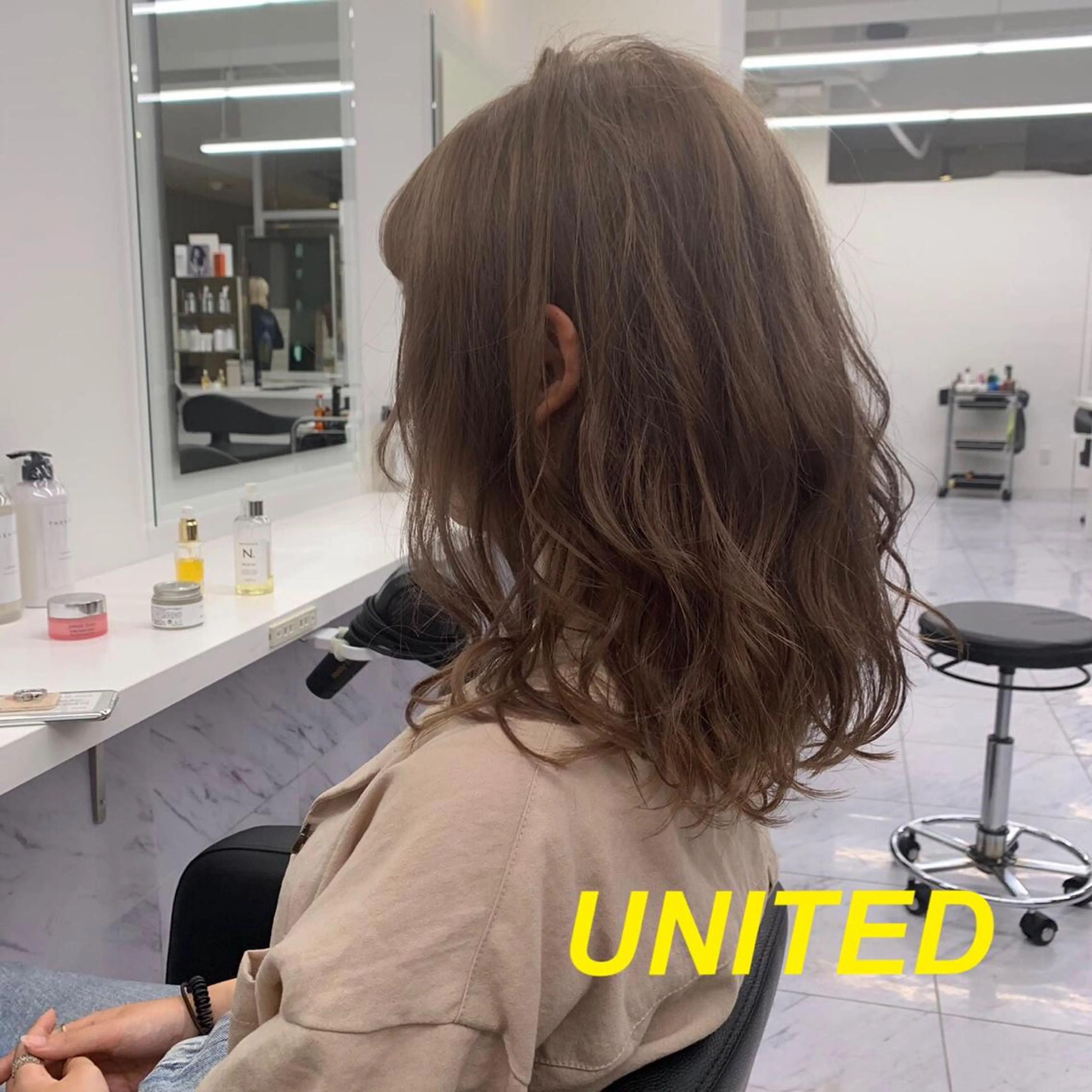 セミロング 🤎カラー比率90% 🤍TAKAYAのヘアスタイル