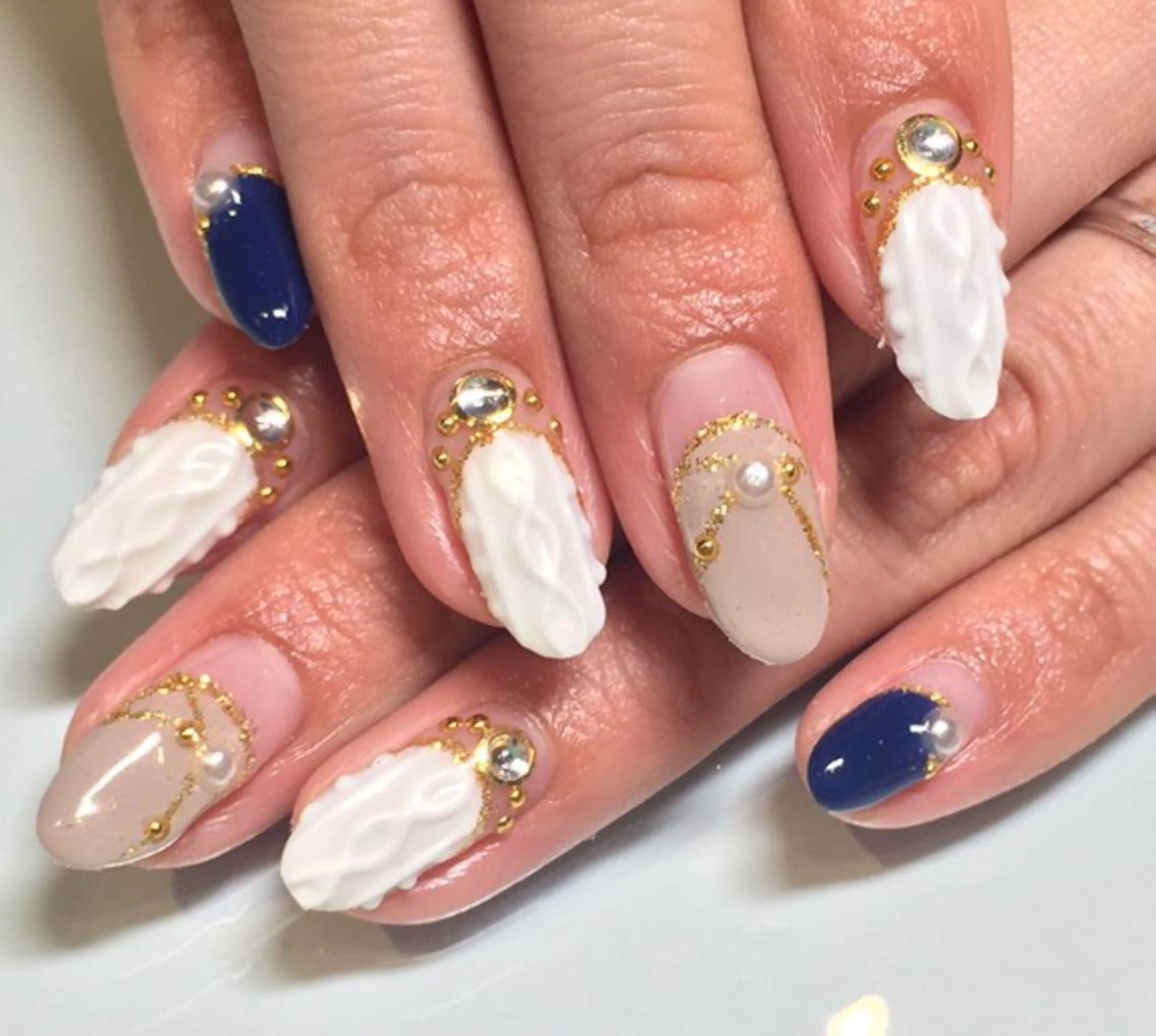 ネイル Nest 三田のマツエク・マツパデザイン