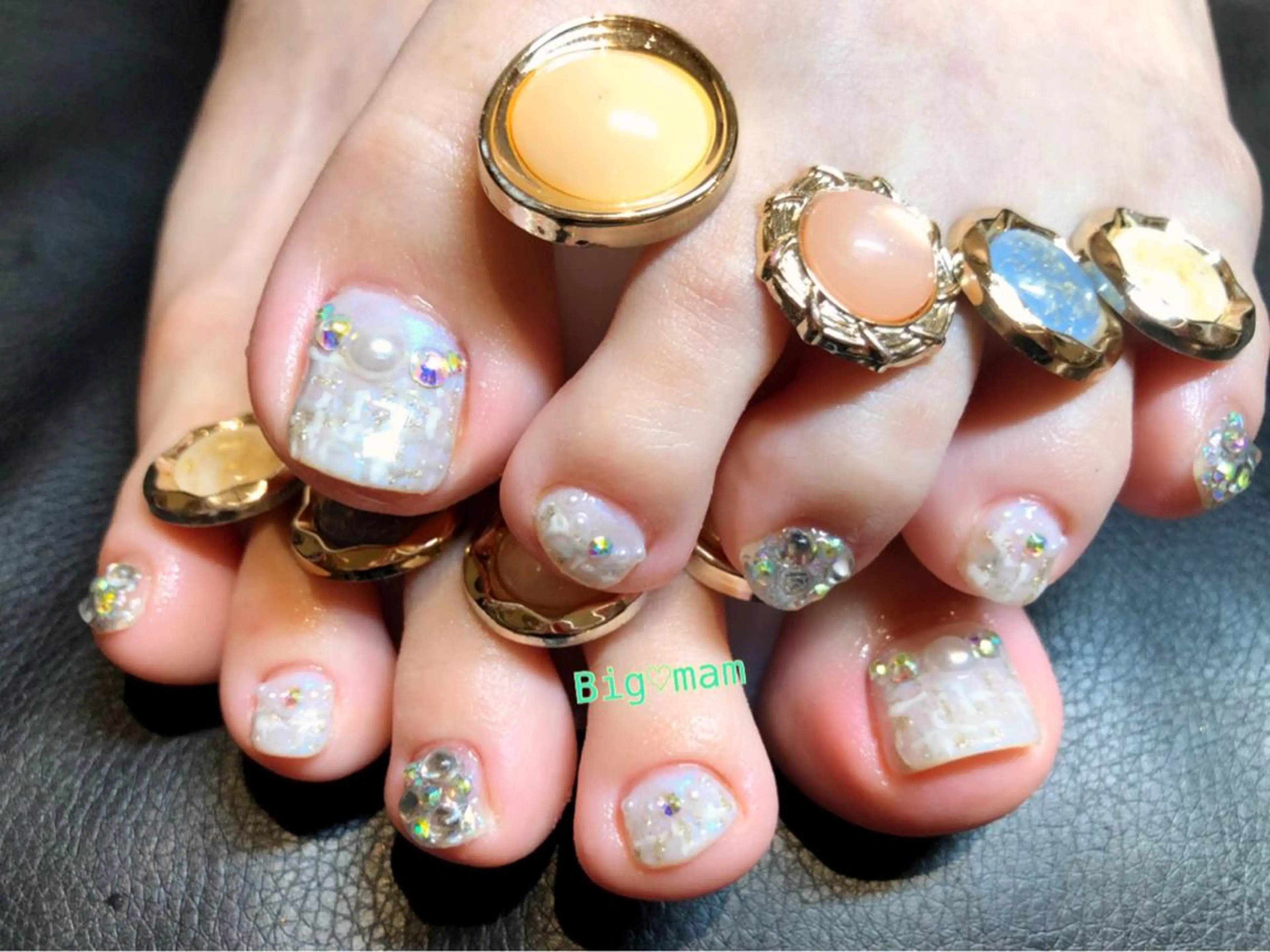 ネイル ストーンネイル ツイードネイル ハンドネイル Big♡mam所属・Big♡mam （MAMI）のネイルデザイン