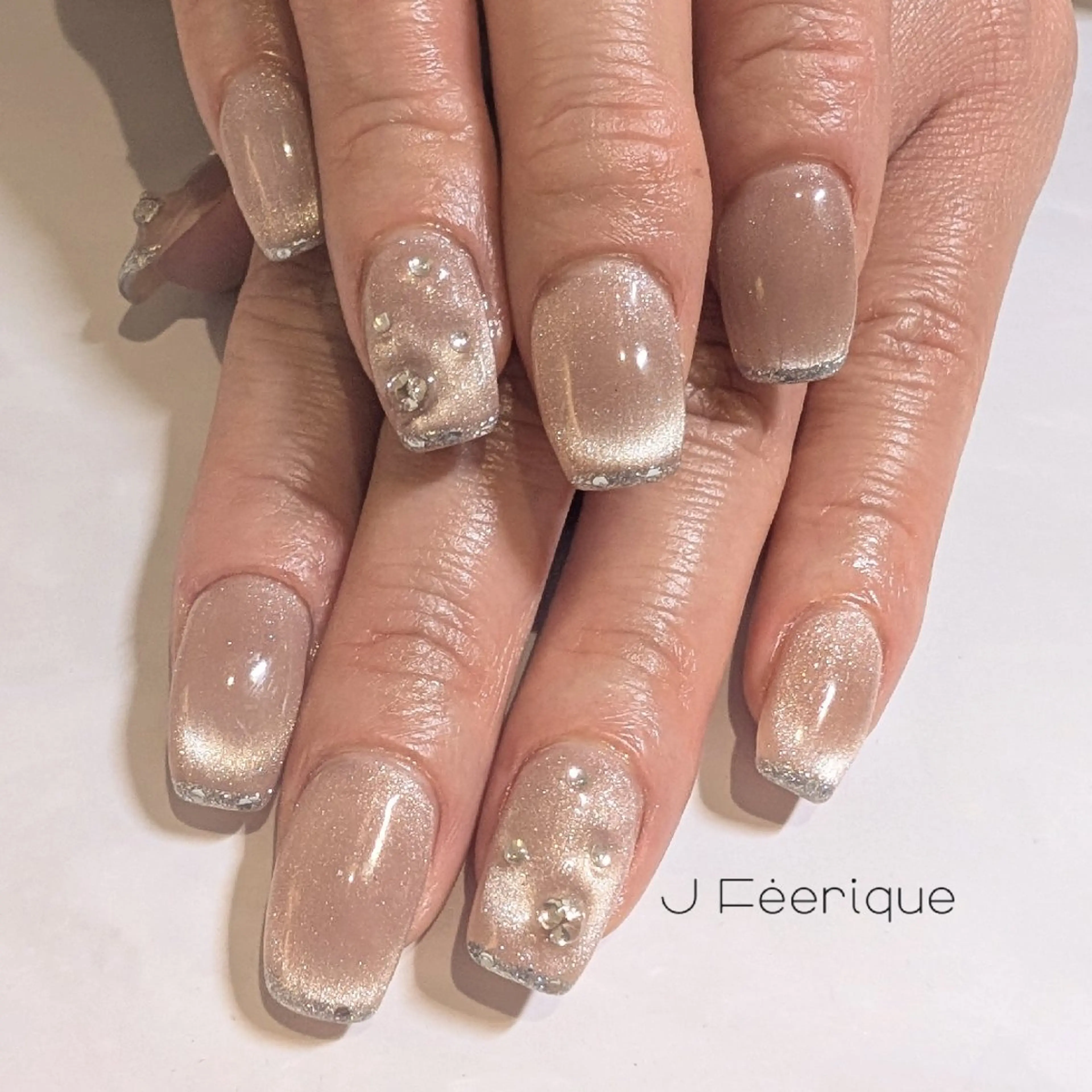 ネイル Eri　歴8年　/ 南森町ネイル💅のネイルデザイン