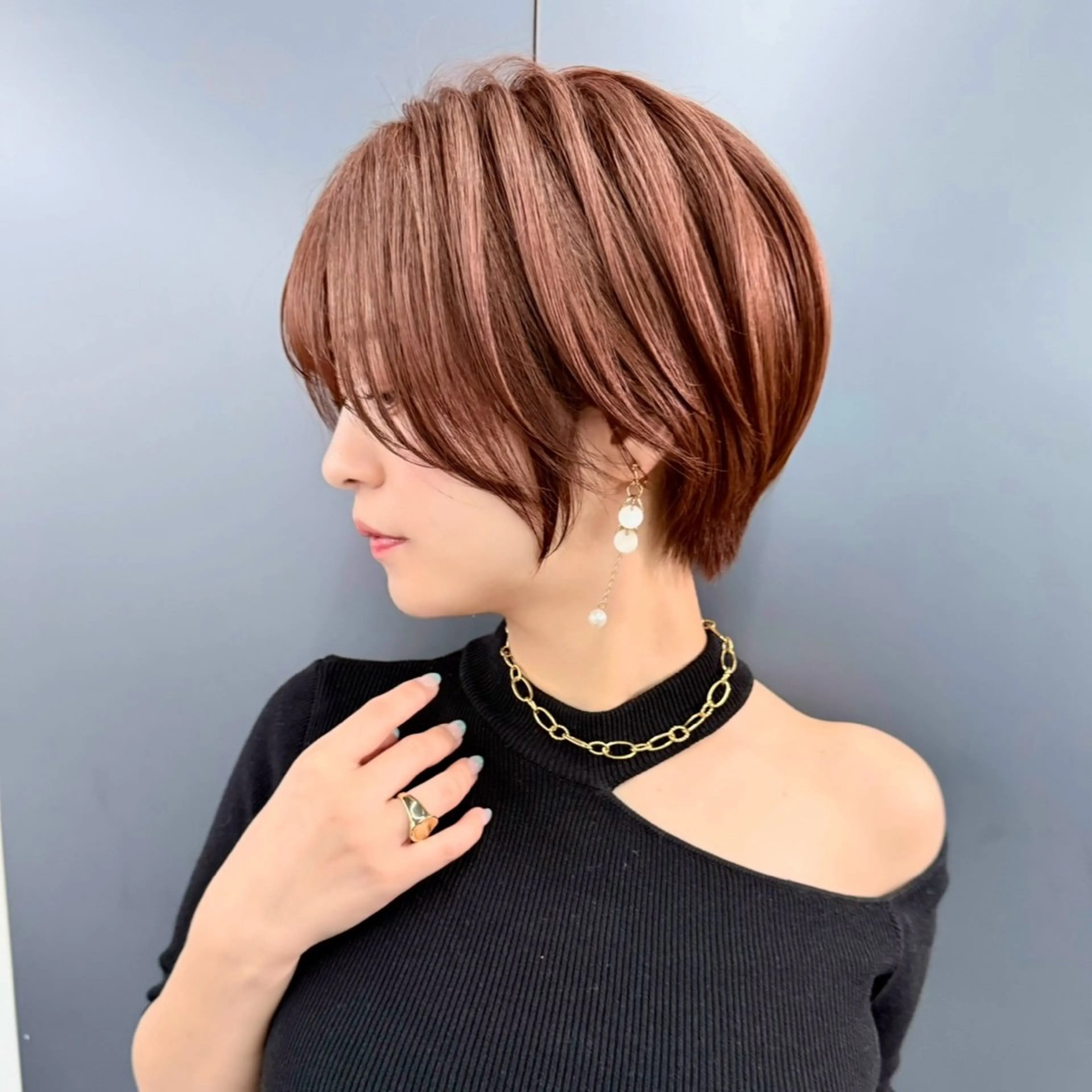 ショート ボブ/レイヤー/ 縮毛矯正/ 渡邊莉玖のヘアスタイル