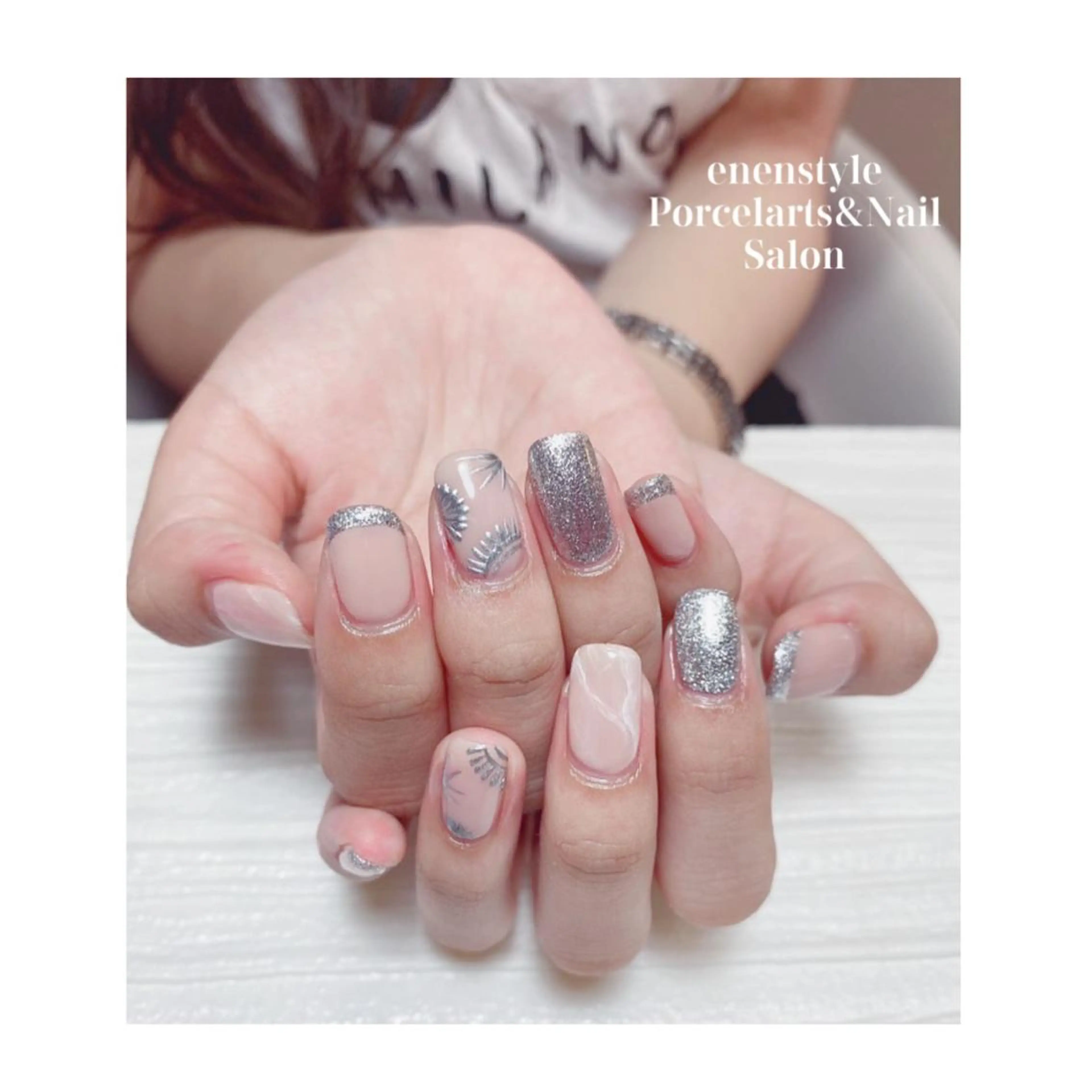 ミディアム ネイル ハンドネイル 👑enen style👑のネイルデザイン