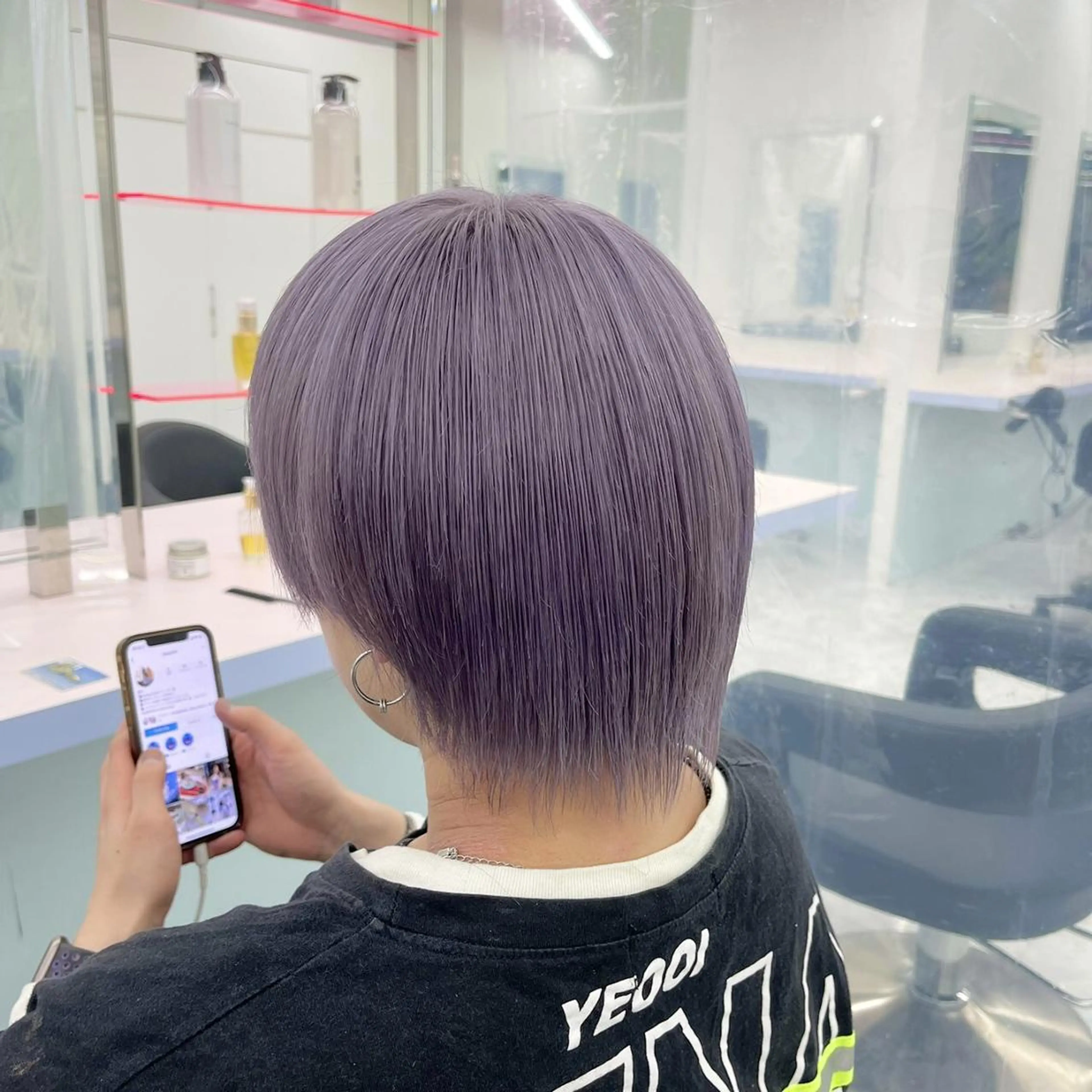 ミディアム ヘアカラー トリートメント 🤍ハイトーン寒色 🤍MADOKAのヘアスタイル