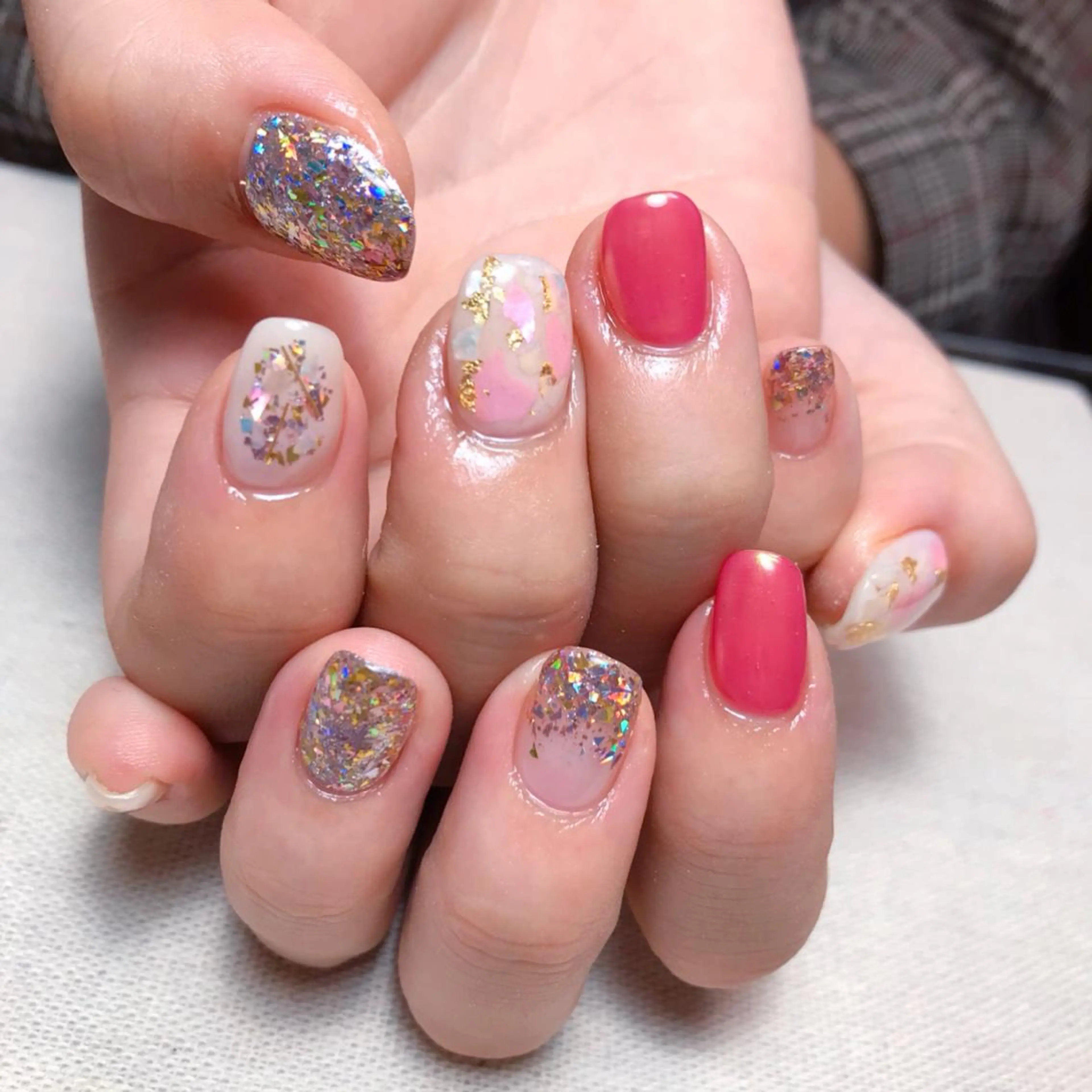 ネイル オーロラネイル ハンドネイル 💅chainail _aiのネイルデザイン