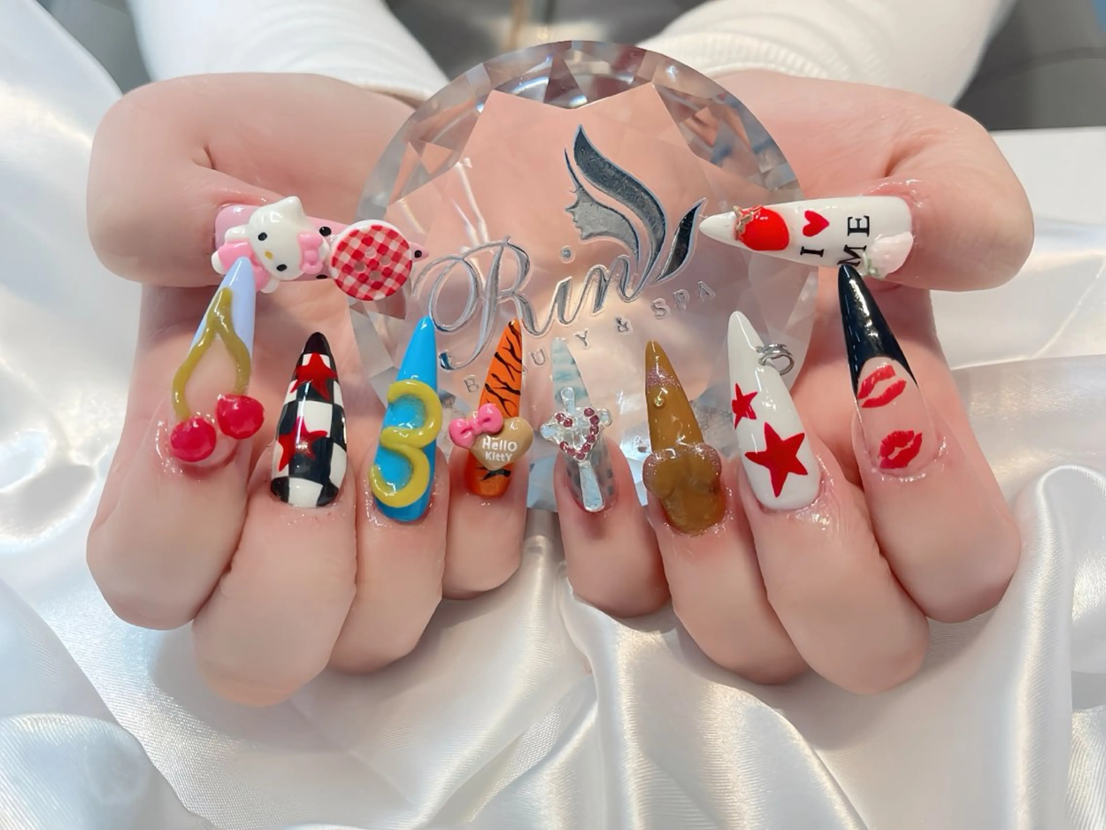 ネイル アートネイル ハンドネイル Rin Nail 新大久保店のネイルデザイン