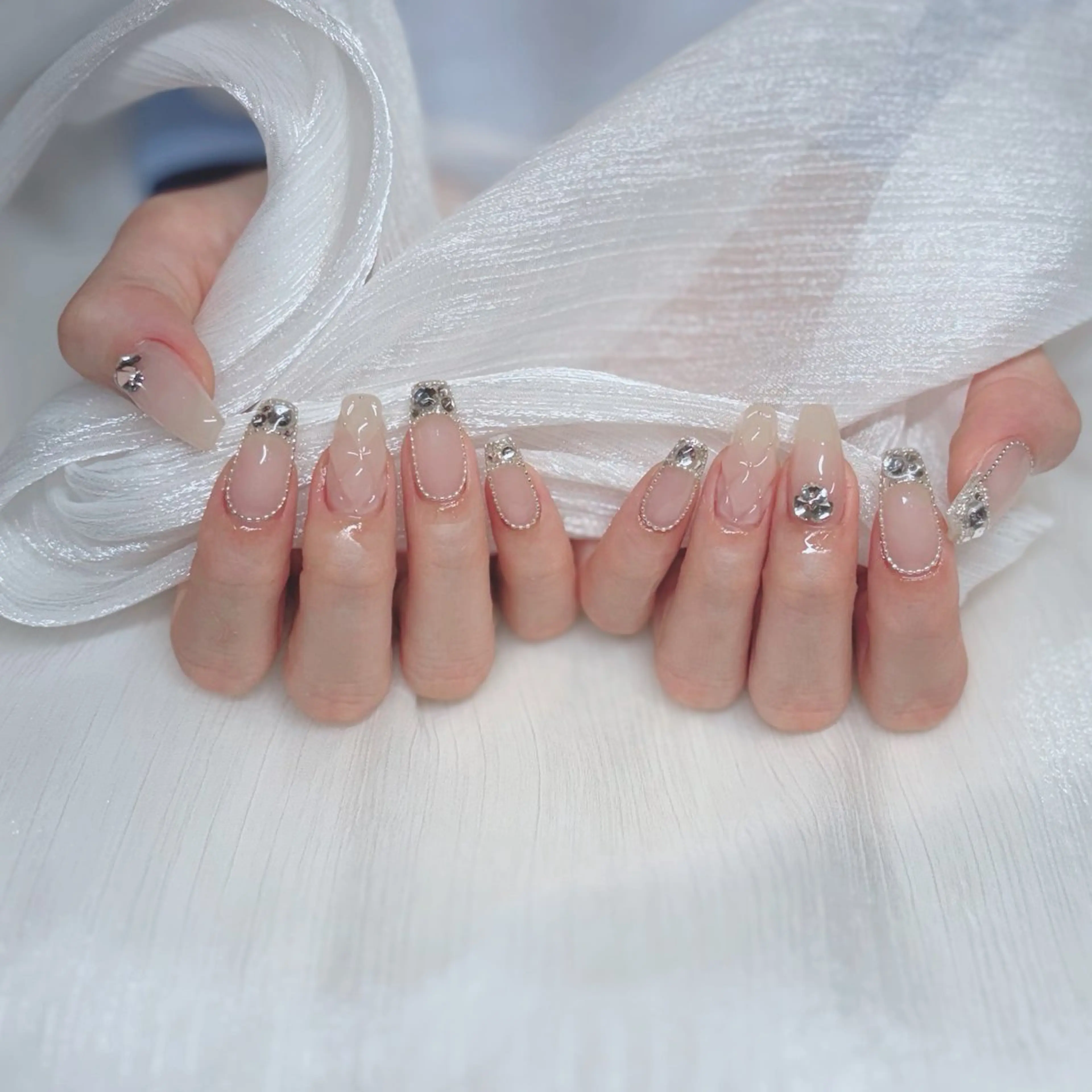 ネイル ハンドネイル Miki 本町駅｜💅‎🤍のネイルデザイン