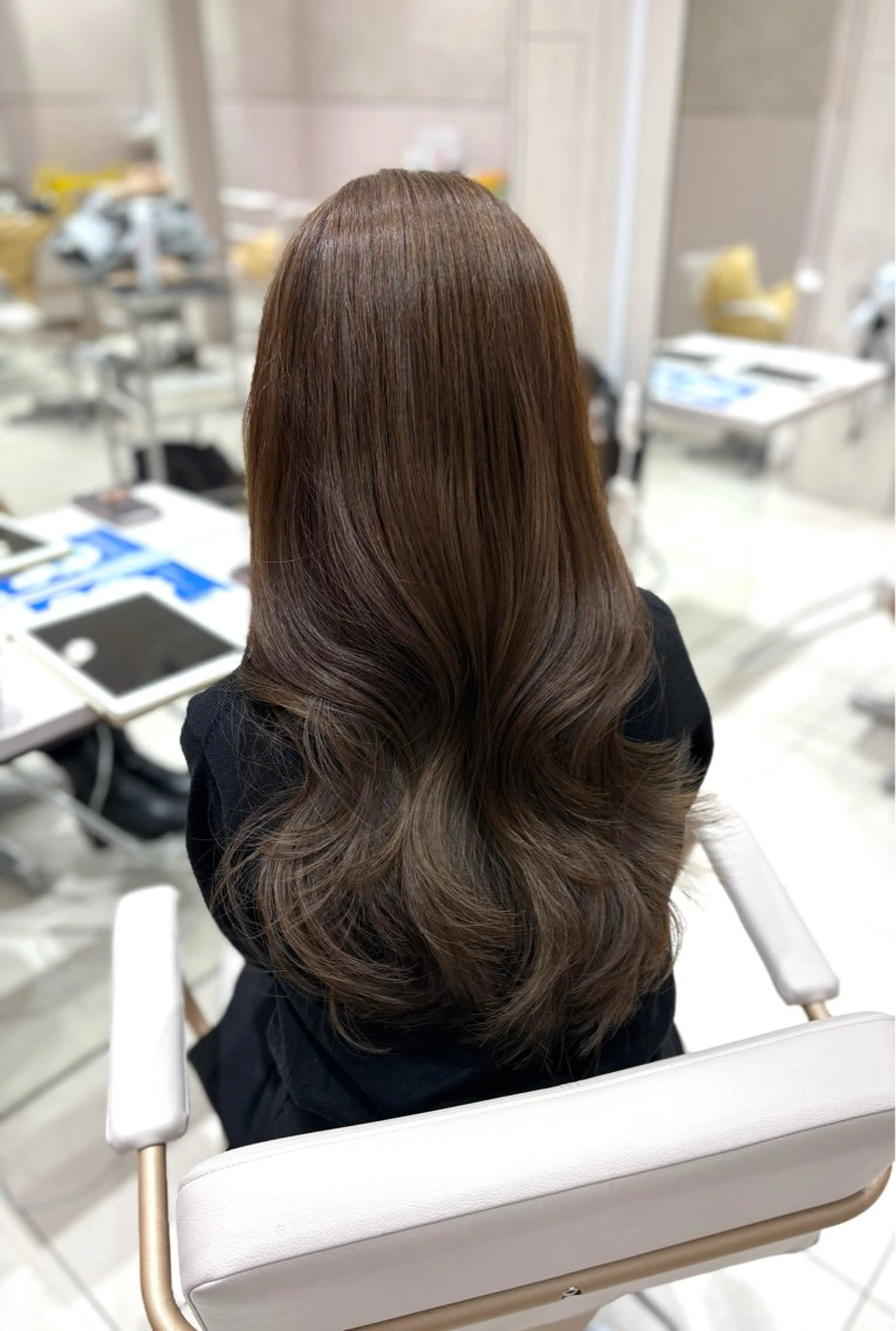 ロング カラー ブラウンカラー 透明感カラー オリーブブラウン ヘアカラー トリートメント 銀座/レイヤー/ 透明感カラー✨りくのヘアスタイル