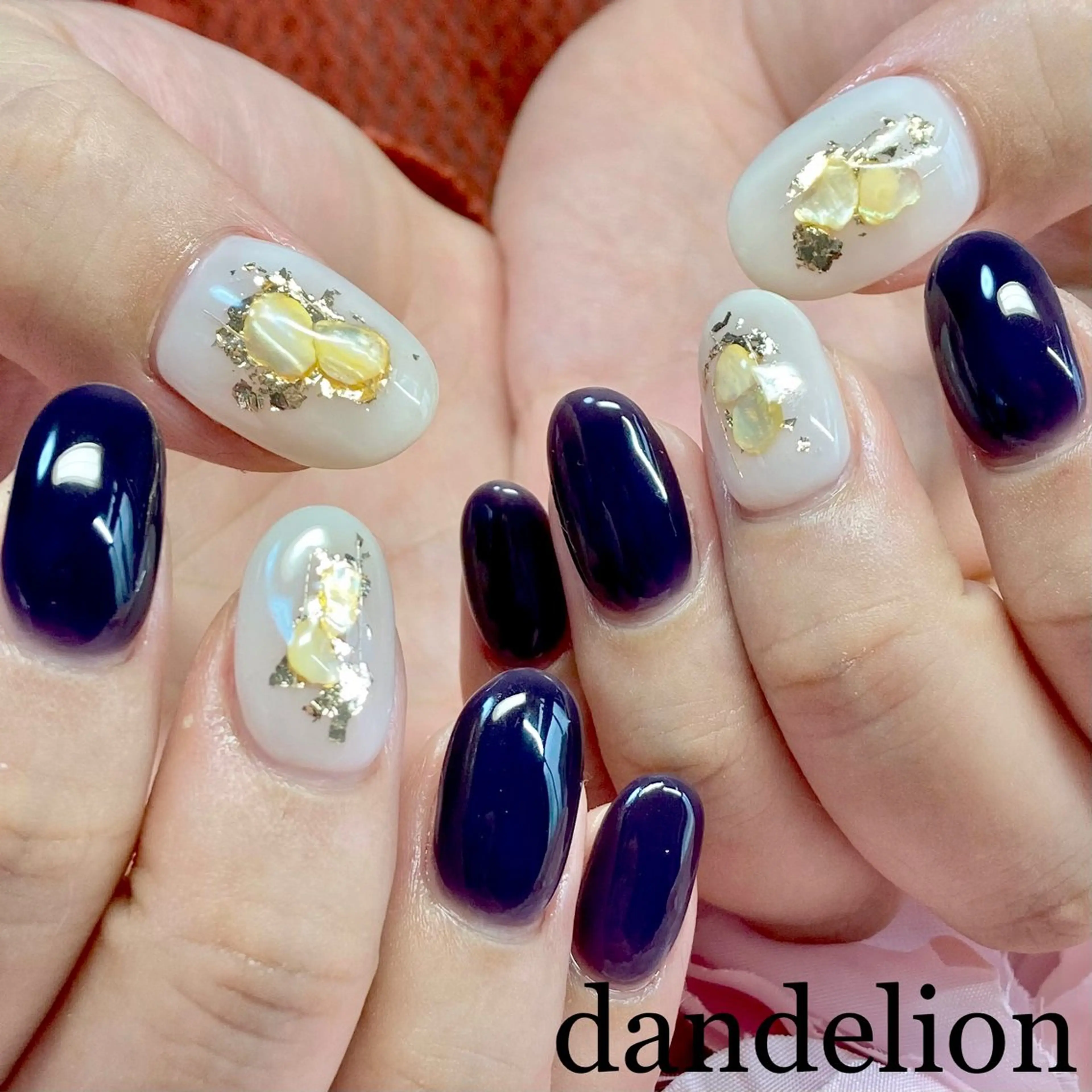 ネイル ハンドネイル ハンドケア dandelion ダンデライオンのネイルデザイン