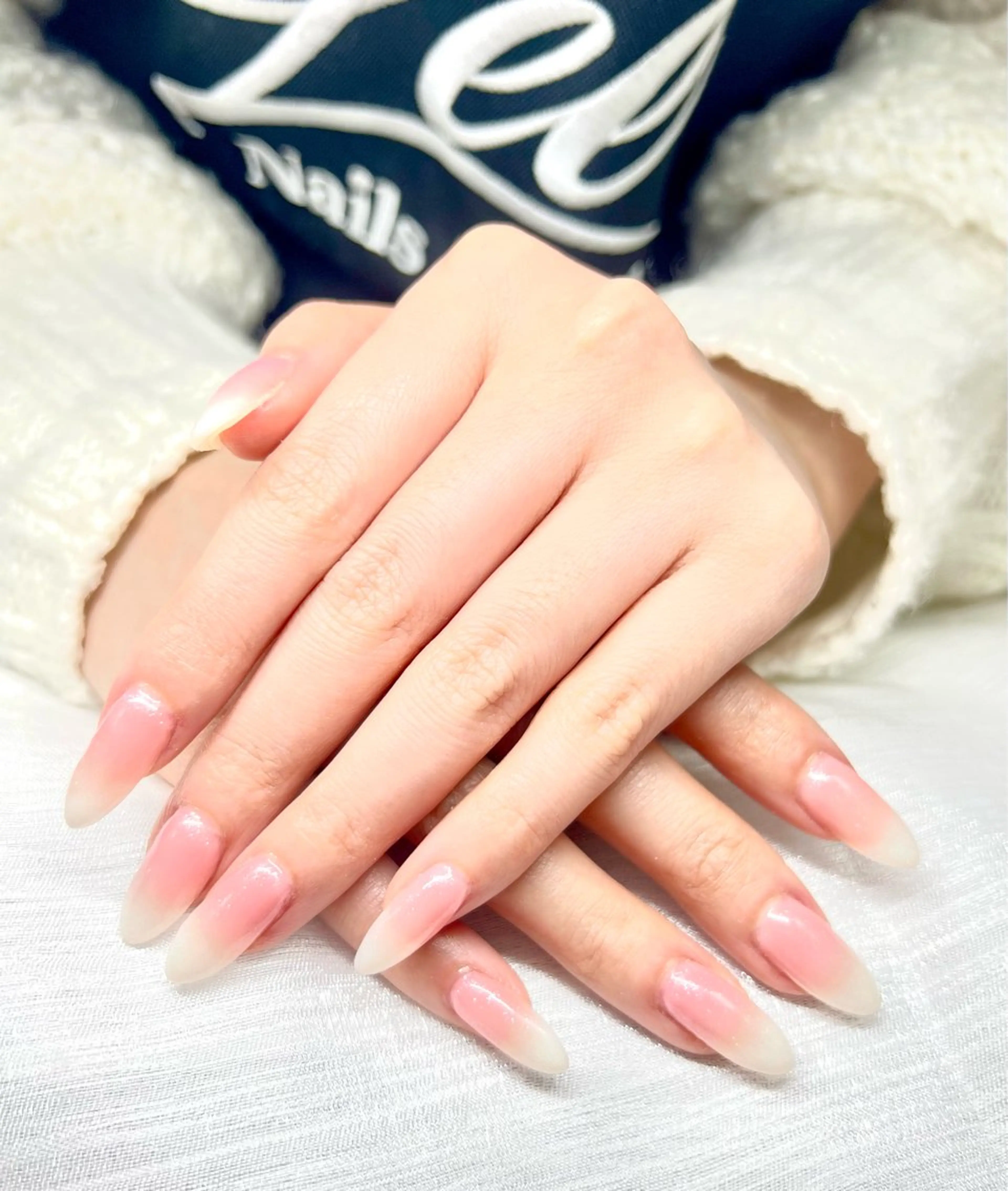 ネイル オーロラネイル チークネイル 長さ出し フットネイル フレンチネイル Lee Nails チップ長さだし専門店のネイルデザイン