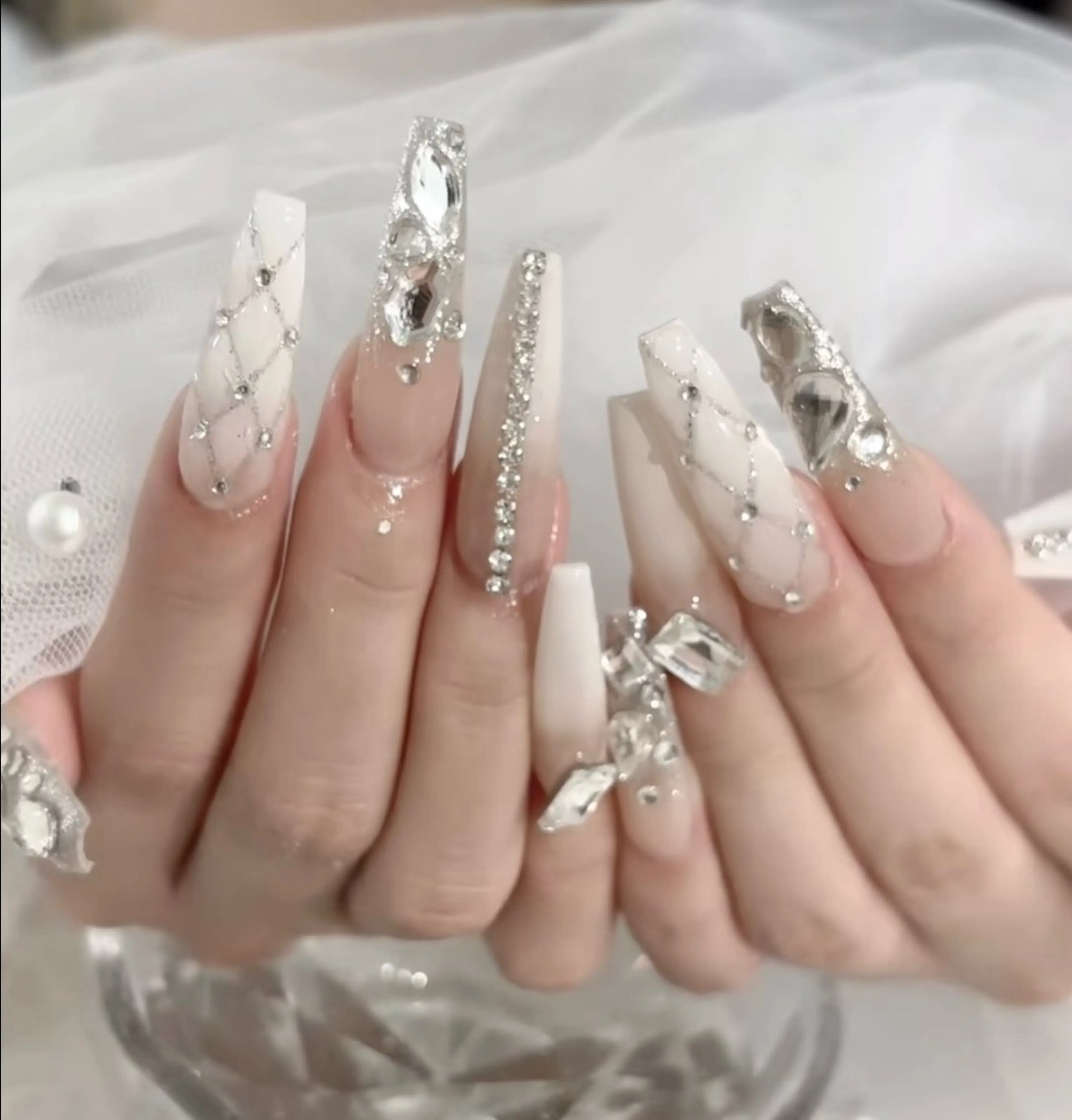 ネイル Panda.z つきのネイルデザイン