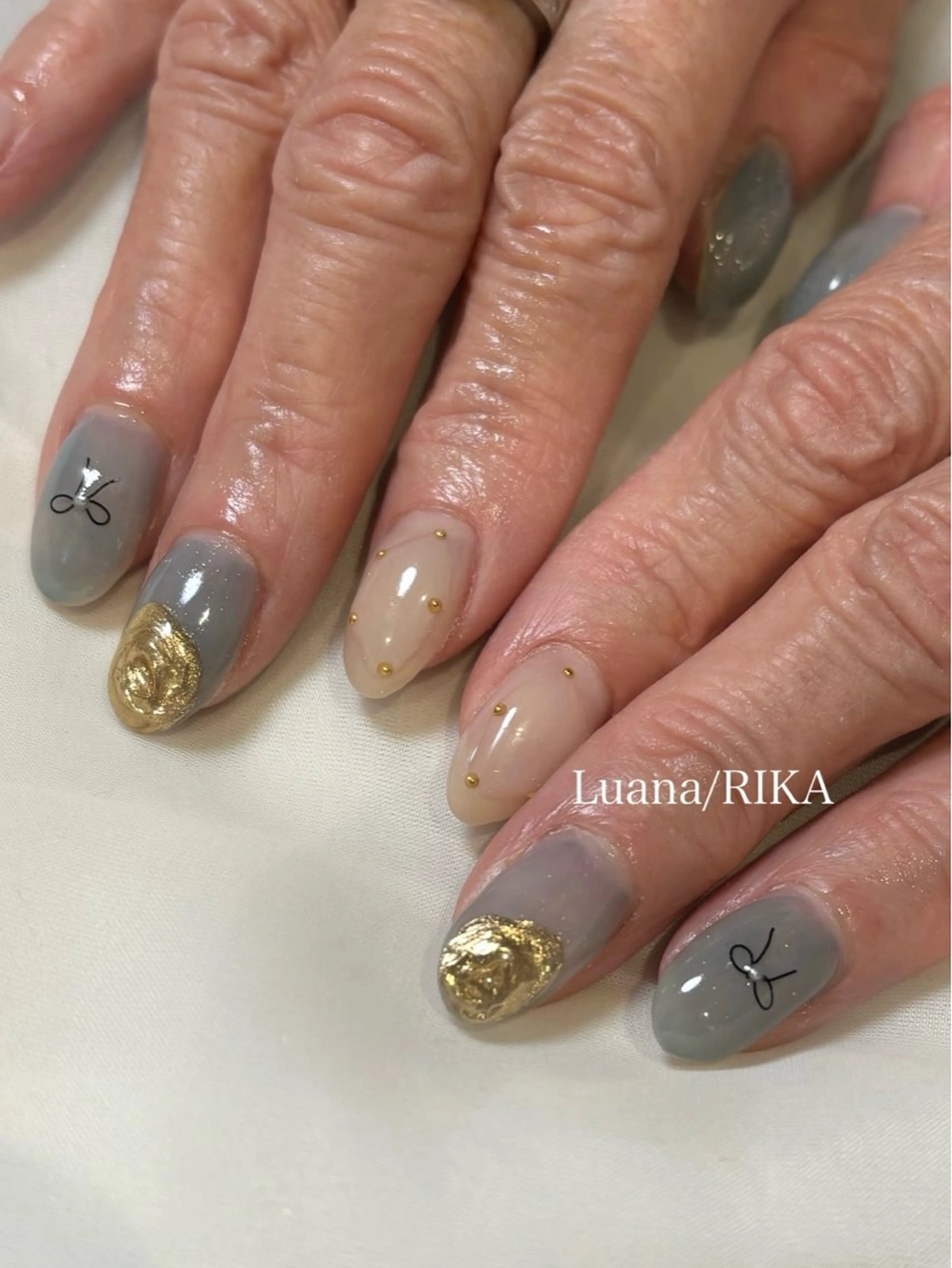 ネイル ミラーネイル ぷっくりネイル Nail Salon Luana Rikaのネイルデザイン