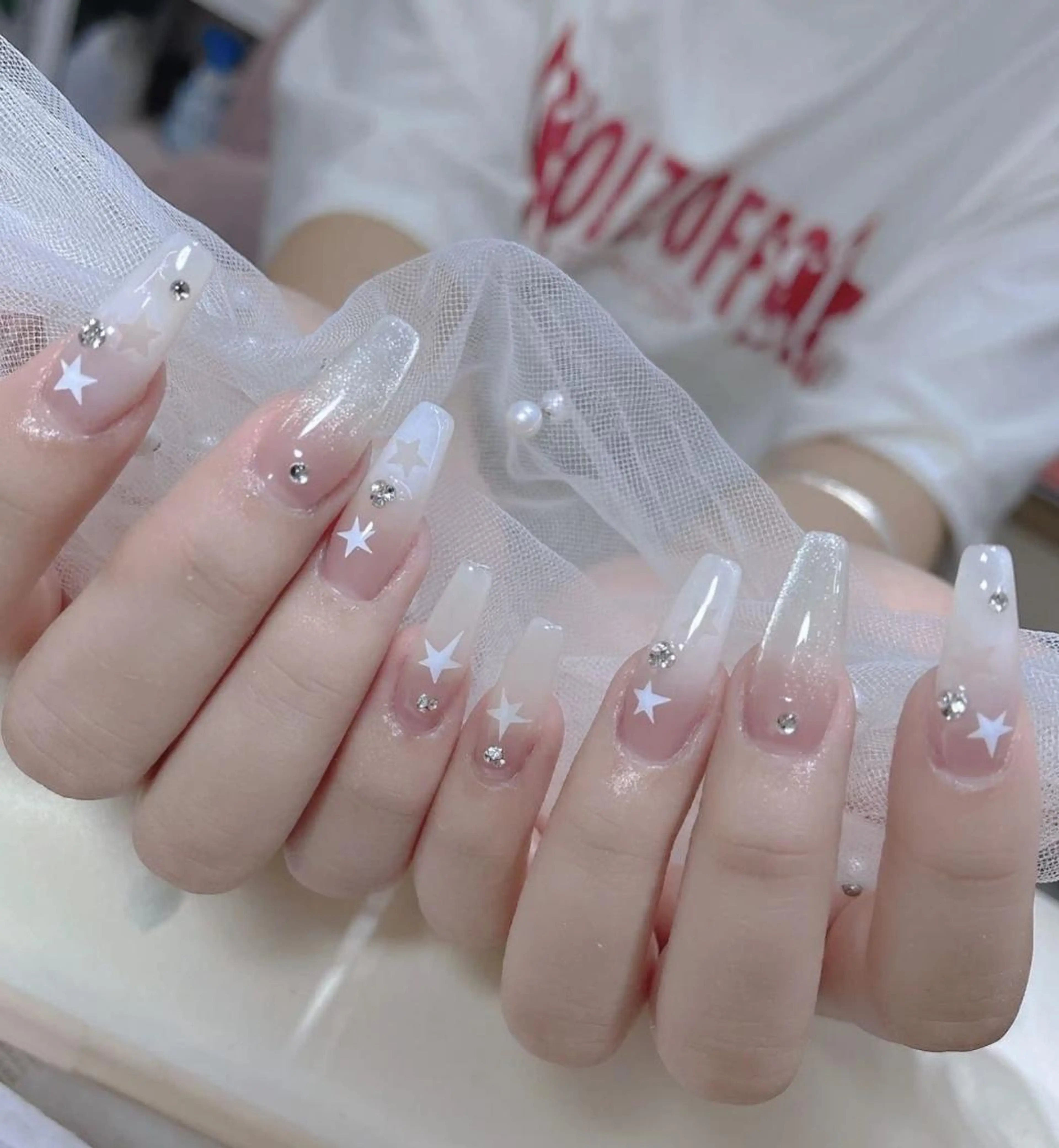 ネイル アートネイル 長さ出し ネイルチップ Queens PUPUのネイルデザイン