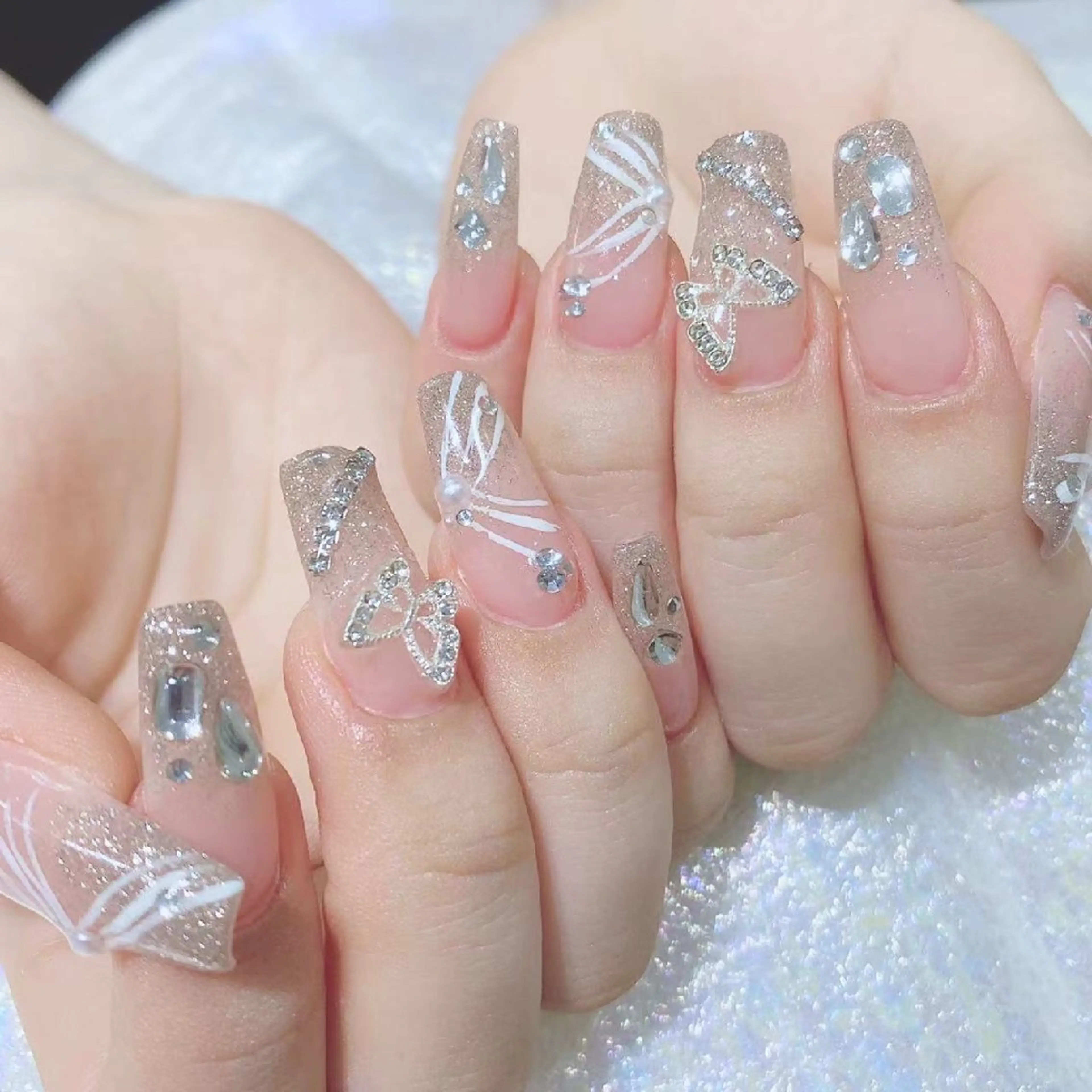 ネイル ハンドネイル Queens みなみのネイルデザイン