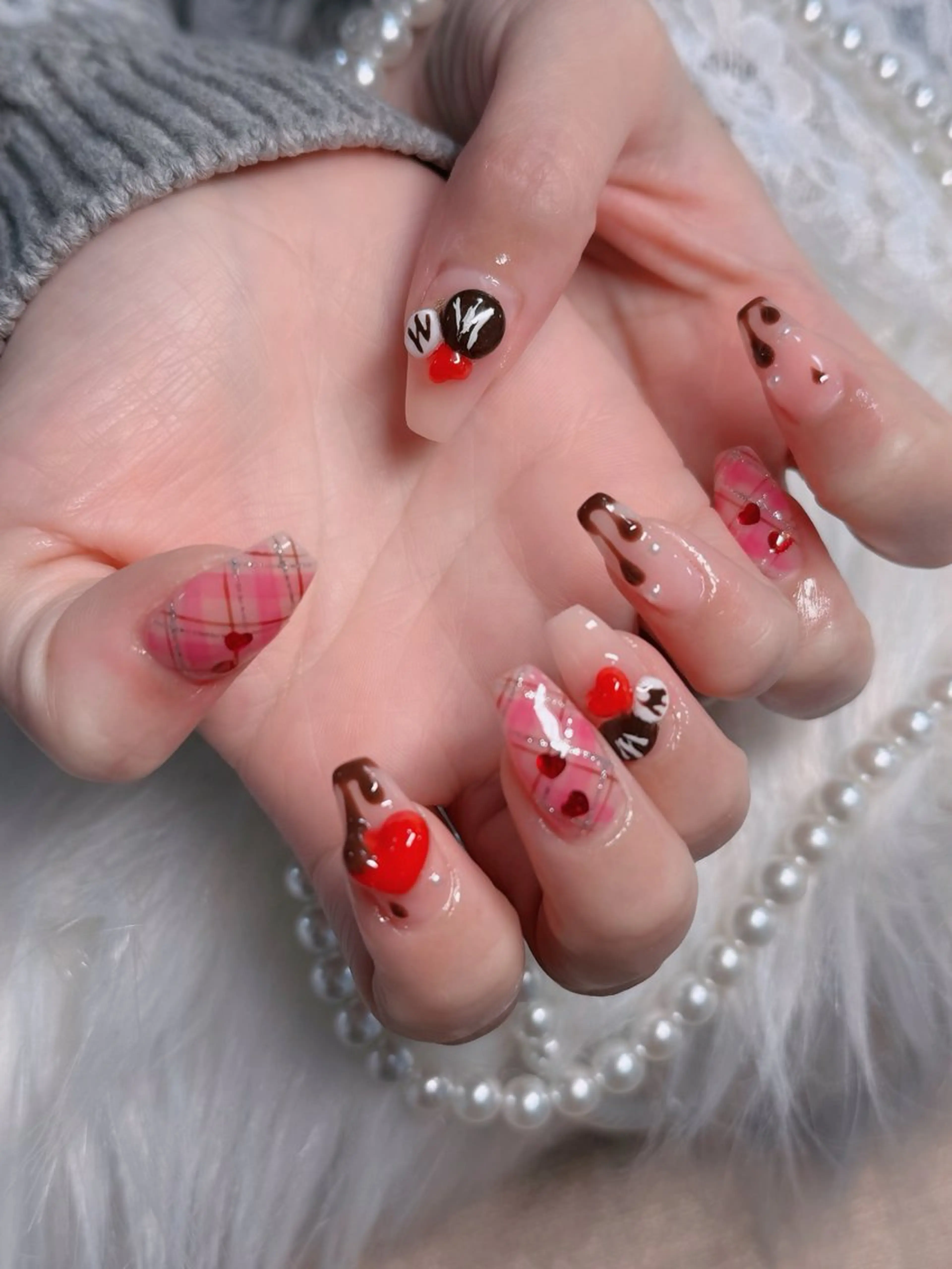 ネイル フレンチネイル ジェルネイル ガラスフレンチ ハロウィン ハート ハンドネイル H.baby Nail Salonのネイルデザイン