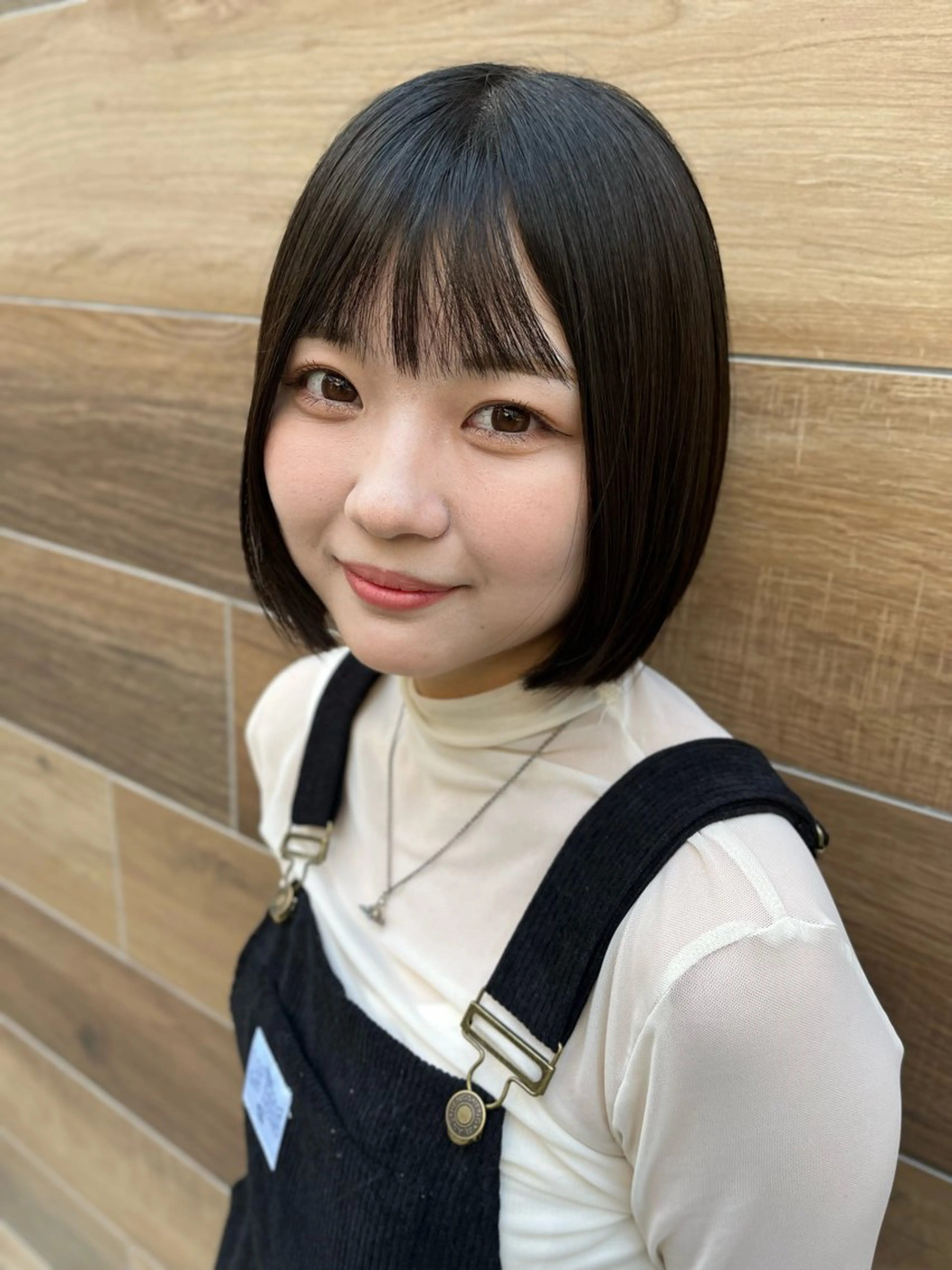 ショート カラー パーマ ヘアアレンジ 透明感カラー ボブ 二ヶ月綺麗が続く デザイン/星野六三四のヘアスタイル