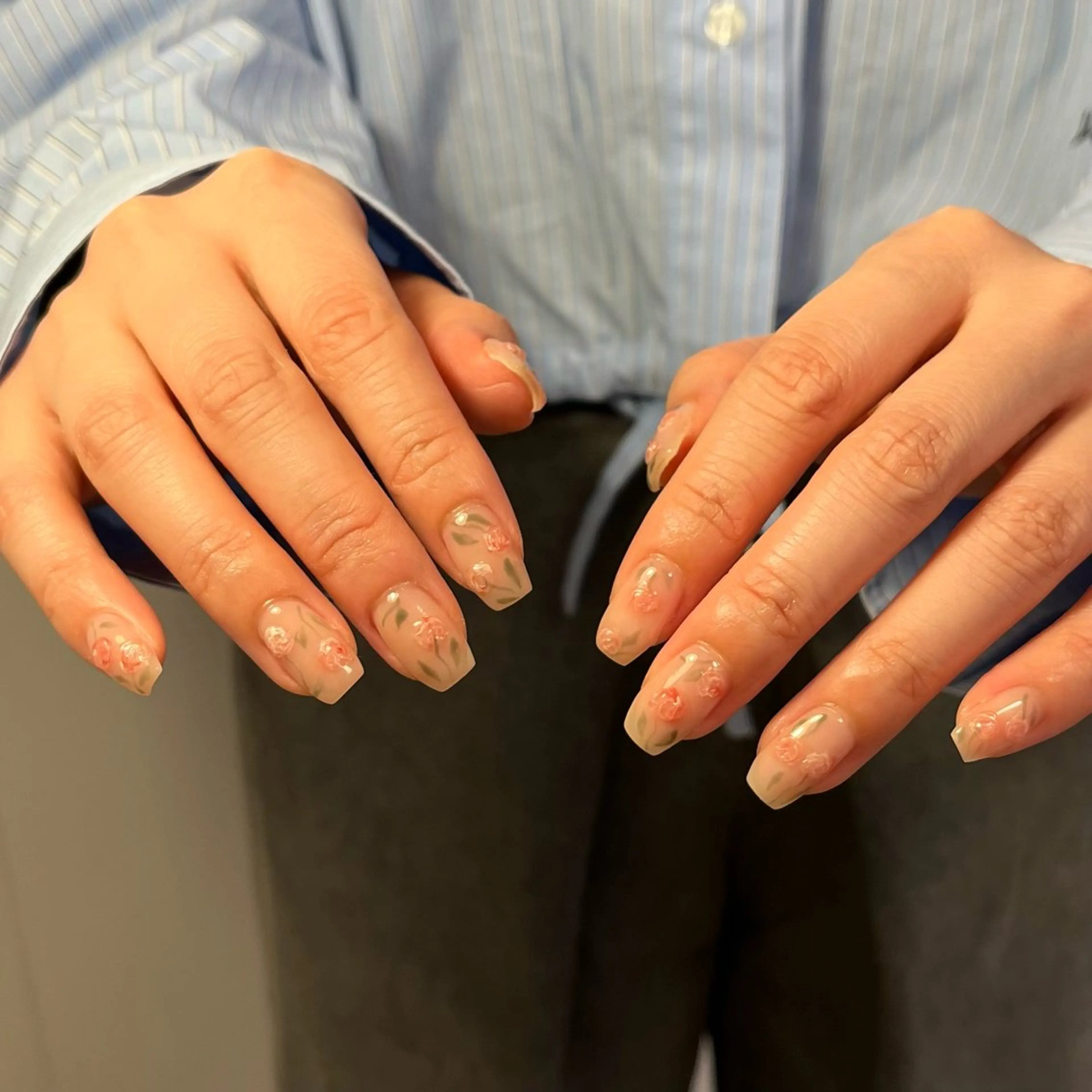 ネイル ハンドネイル フットネイル neroria nailのネイルデザイン