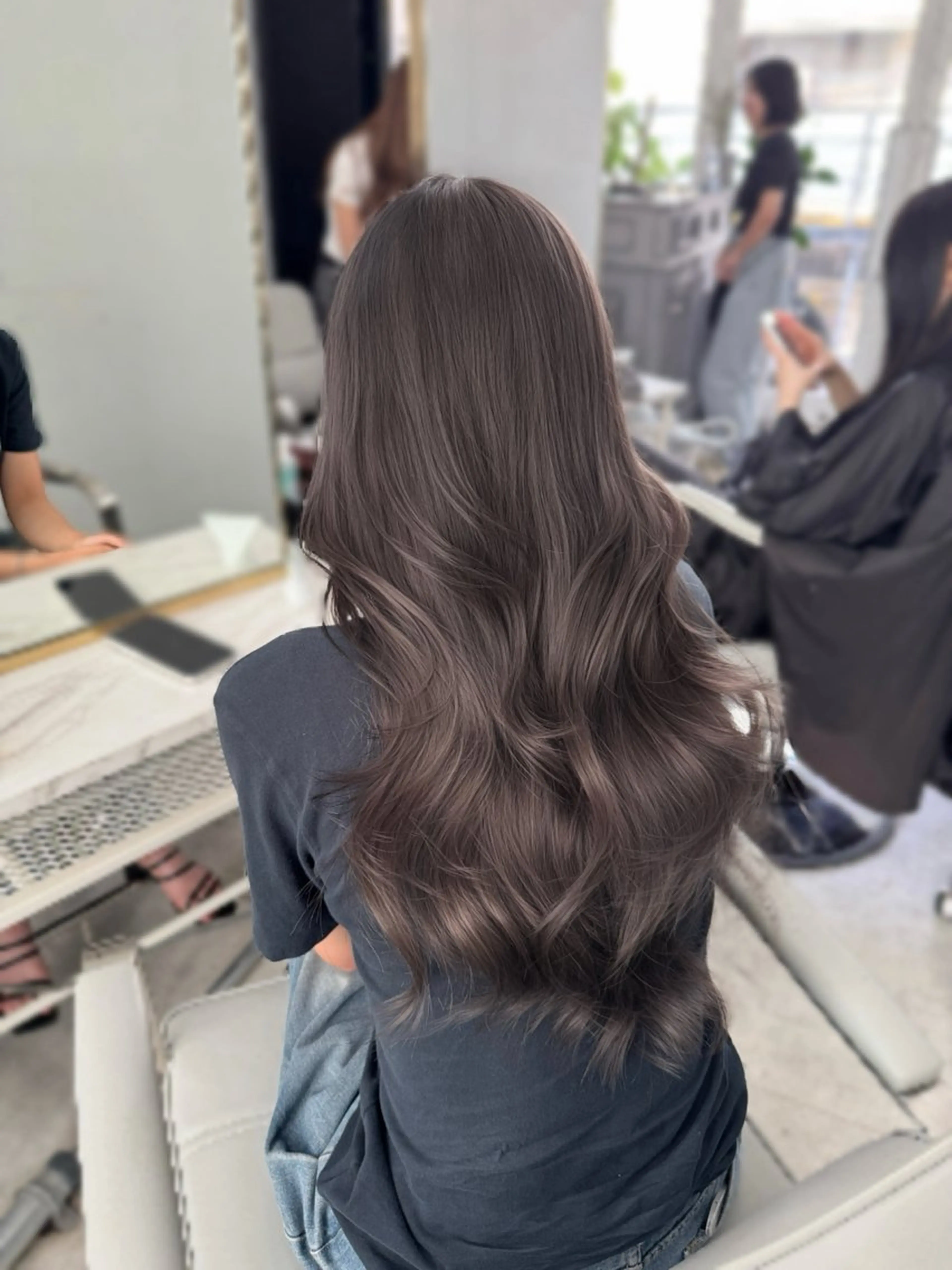 ロング カット ヘアカラー トリートメント 🩶ブリーチ/ レイヤー🩶フミカのヘアスタイル