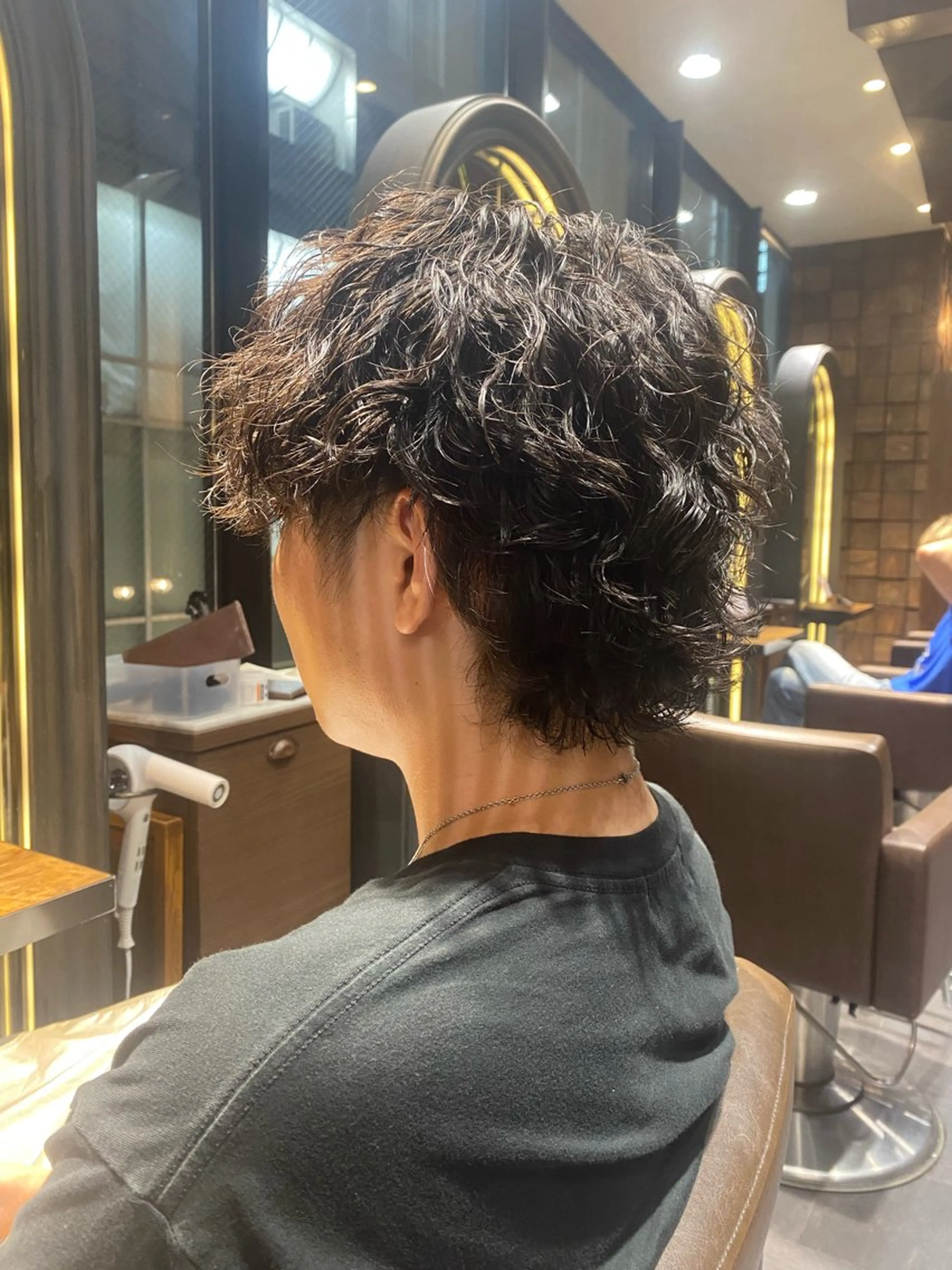 パーマ メンズ マッシュウルフ マッシュ メンズウルフカット ウルフカット 韓国ヘア/ハイトーン /髪質改善/ウチダのヘアスタイル