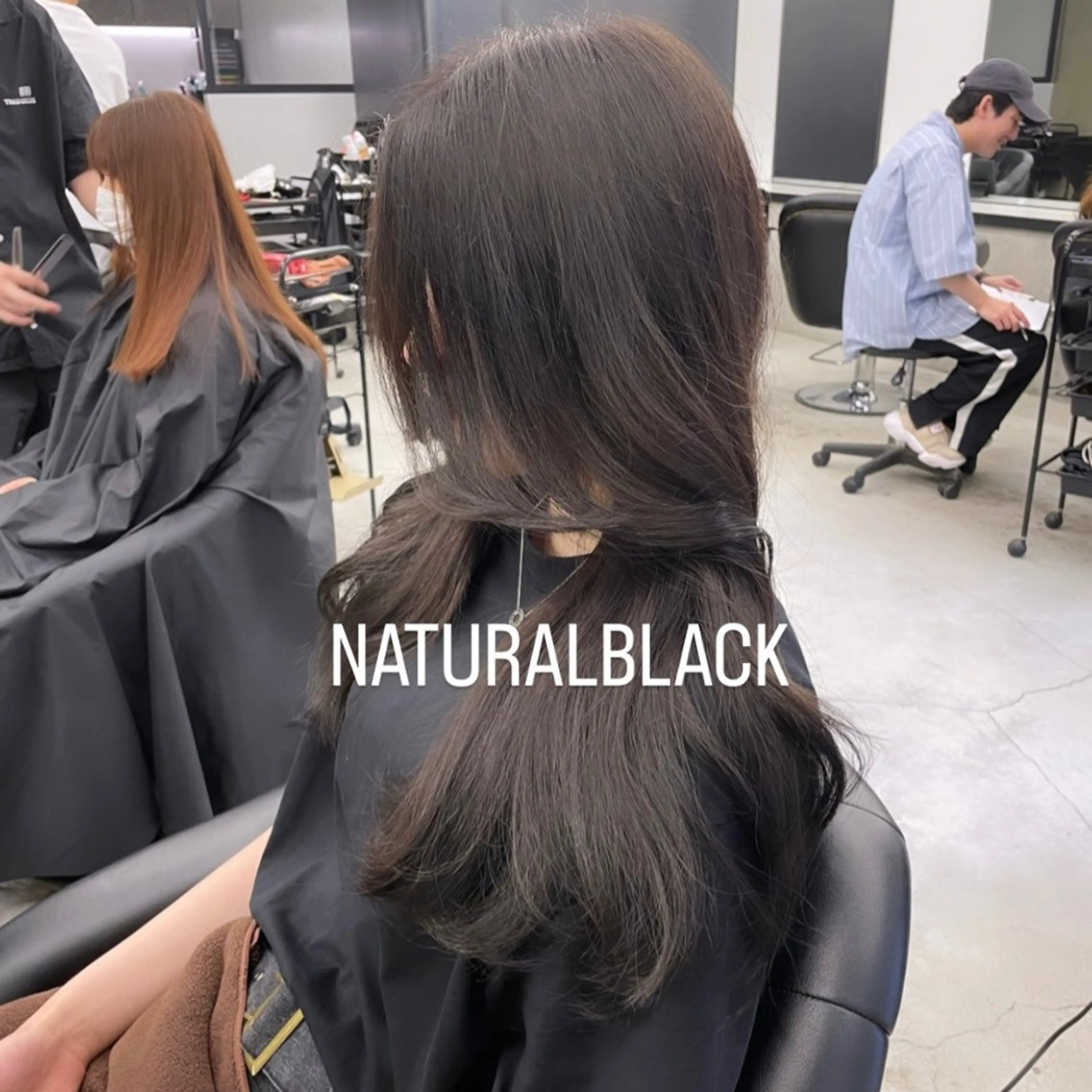 セミロング カラー ヘアカラー トリートメント エクステ🩵ブリーチ 韓国ヘア🩵KAEのヘアスタイル