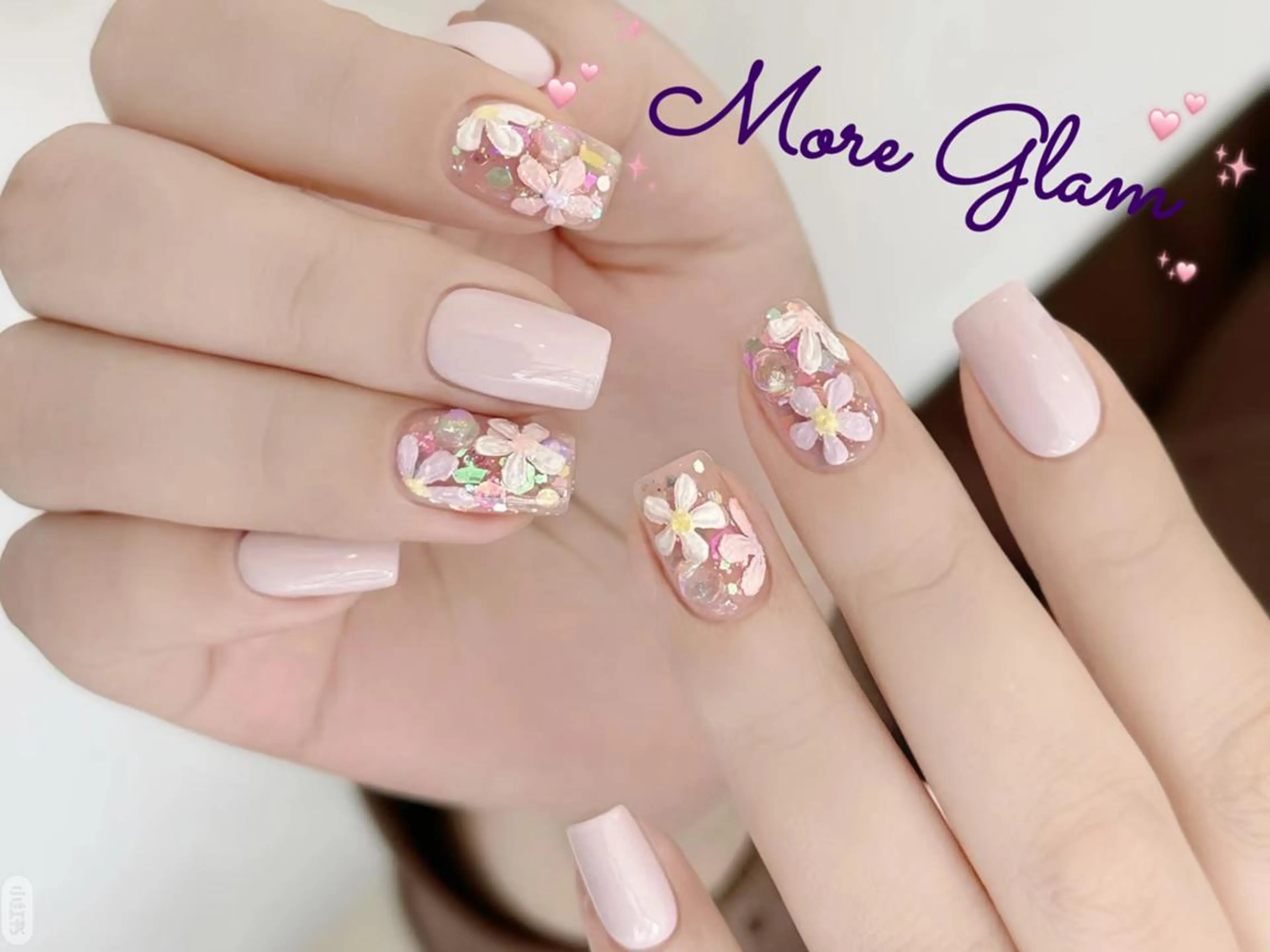 ネイル 長さ出し フットネイル フレンチネイル ジェルネイル ガラスフレンチ MoreGlam Nailsのネイルデザイン