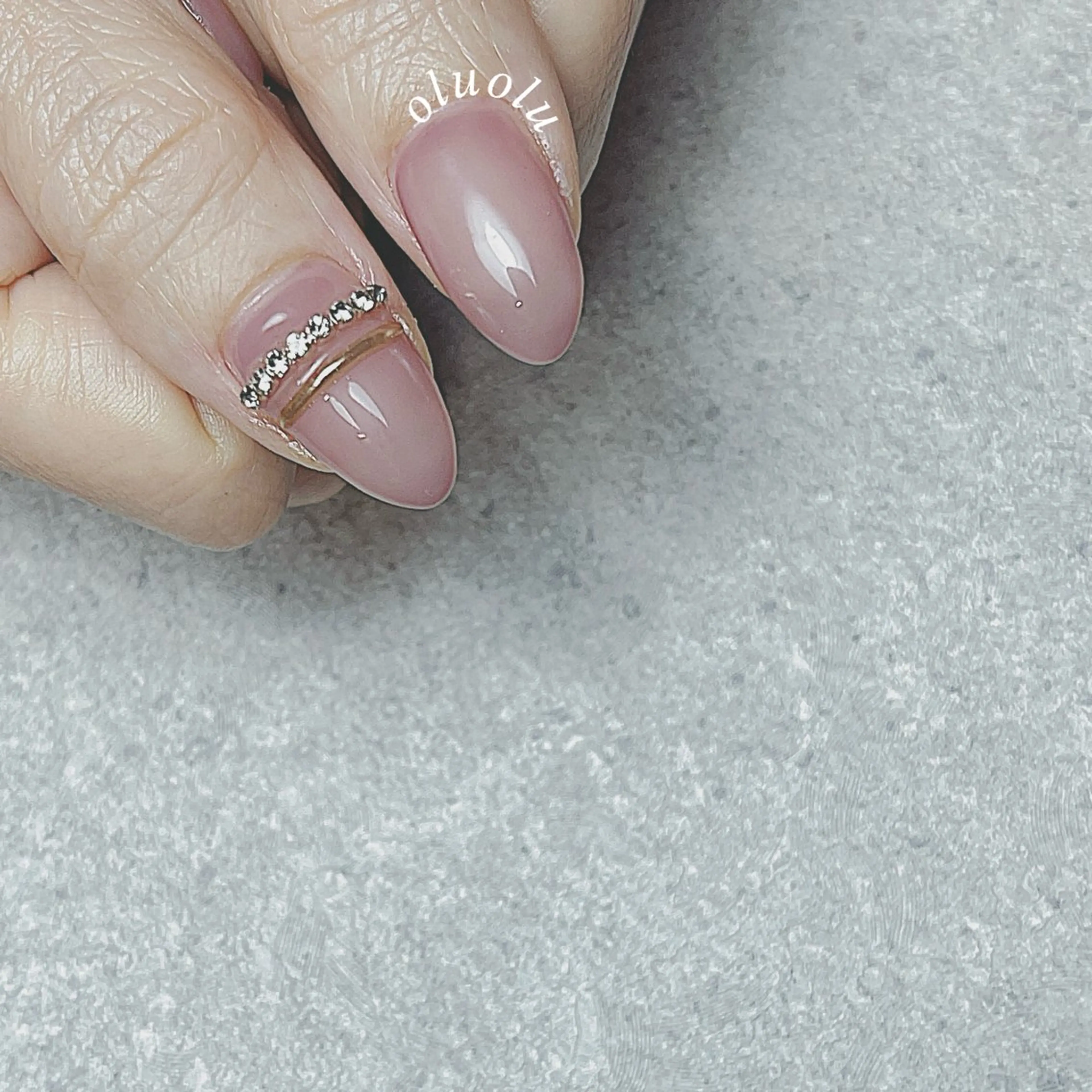 ネイル アートネイル ニュアンスネイル ストーンネイル ハンドネイル 大村 紬華のネイルデザイン