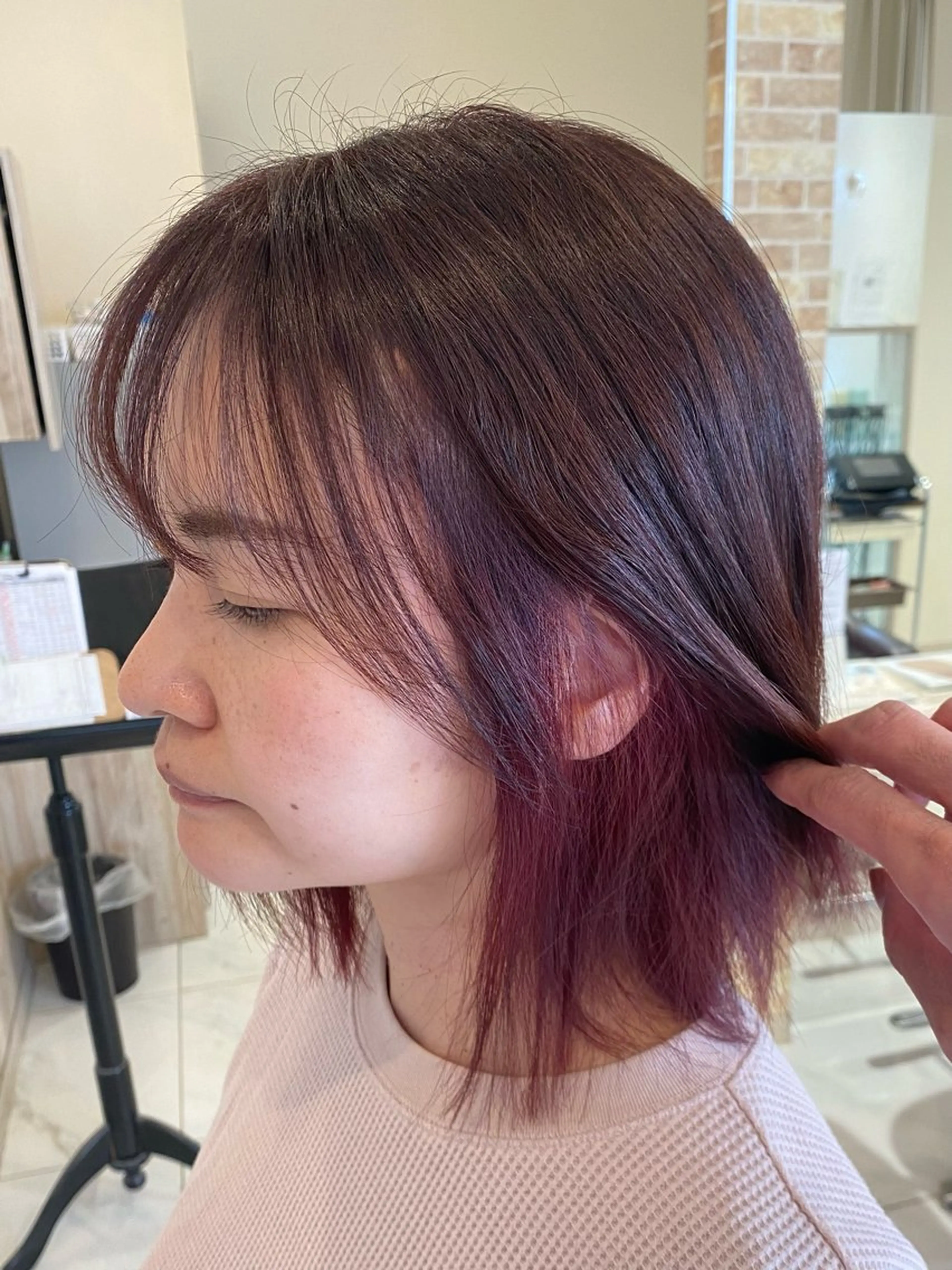 ミディアム カラー ブリーチ ケアブリーチ イヤリングカラー インナーカラー ピンクカラー グランデュール焼津 SEIRYU🐉のヘアスタイル