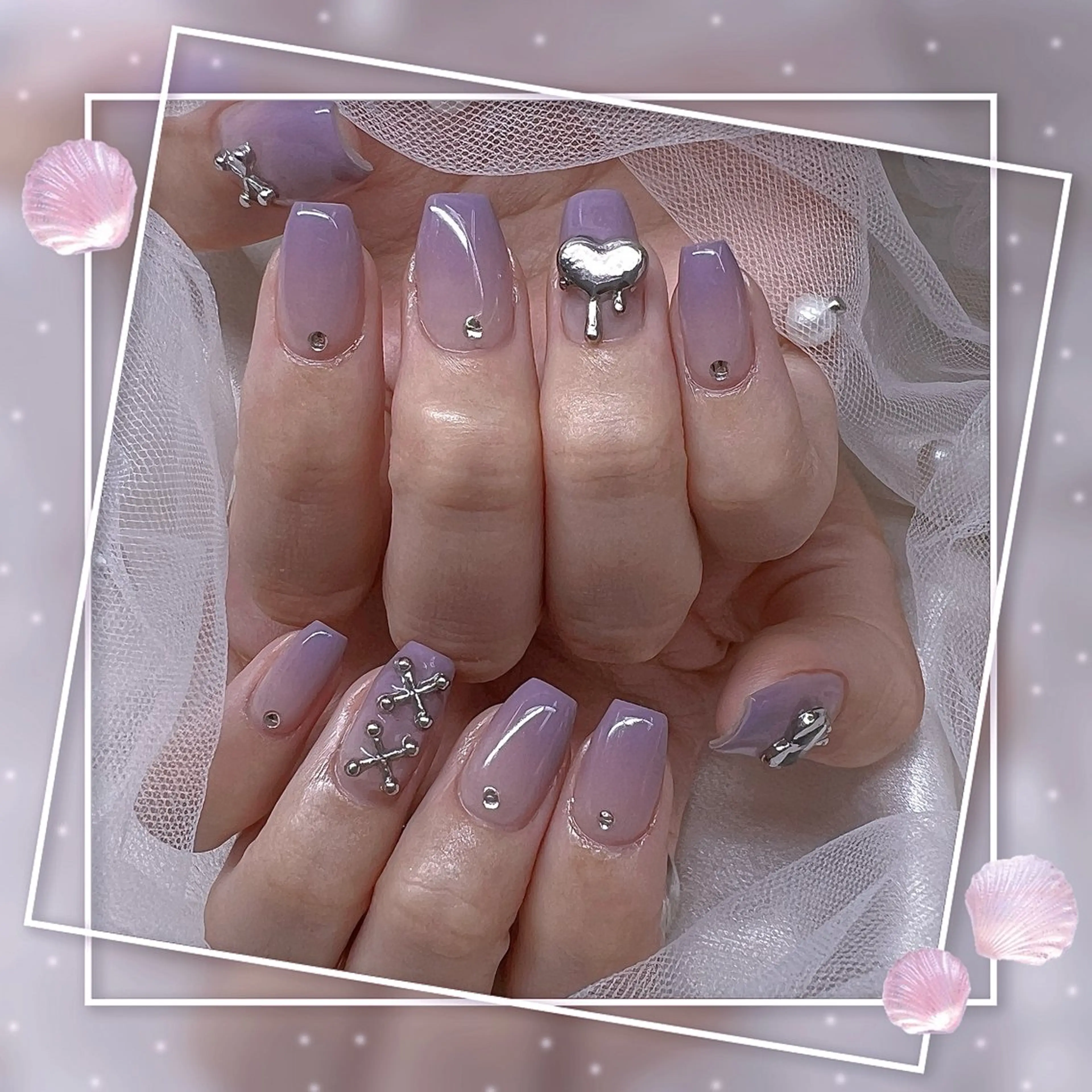ネイル チークネイル フレンチネイル グラデーション マグネットネイル マグネットフレンチ ハンドネイル Chill Nailsalonのネイルデザイン