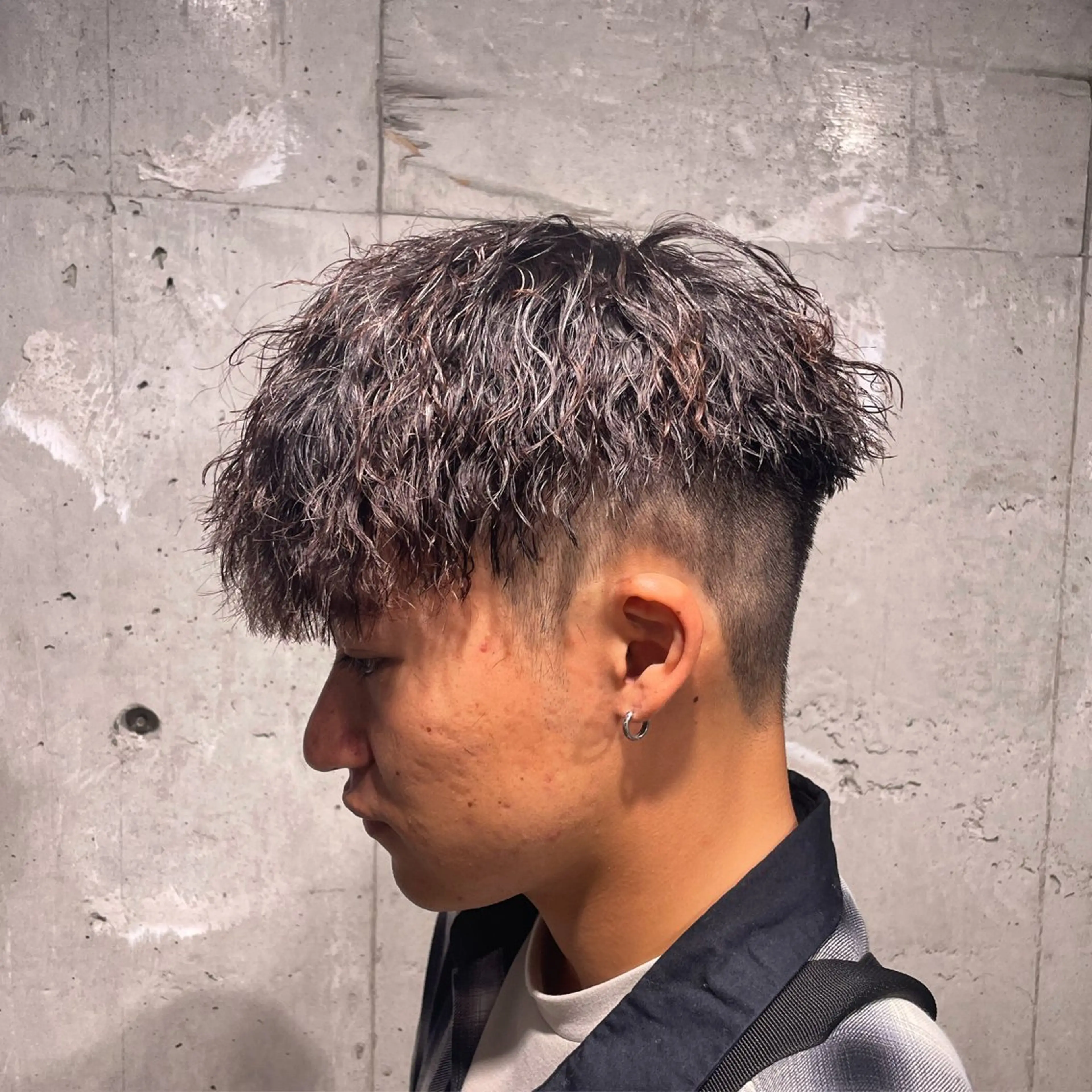 ショート パーマ メンズ ヘアカラー トリートメント ヘアセット 艶髪/透明感🪽 DISCO🪽のヘアスタイル