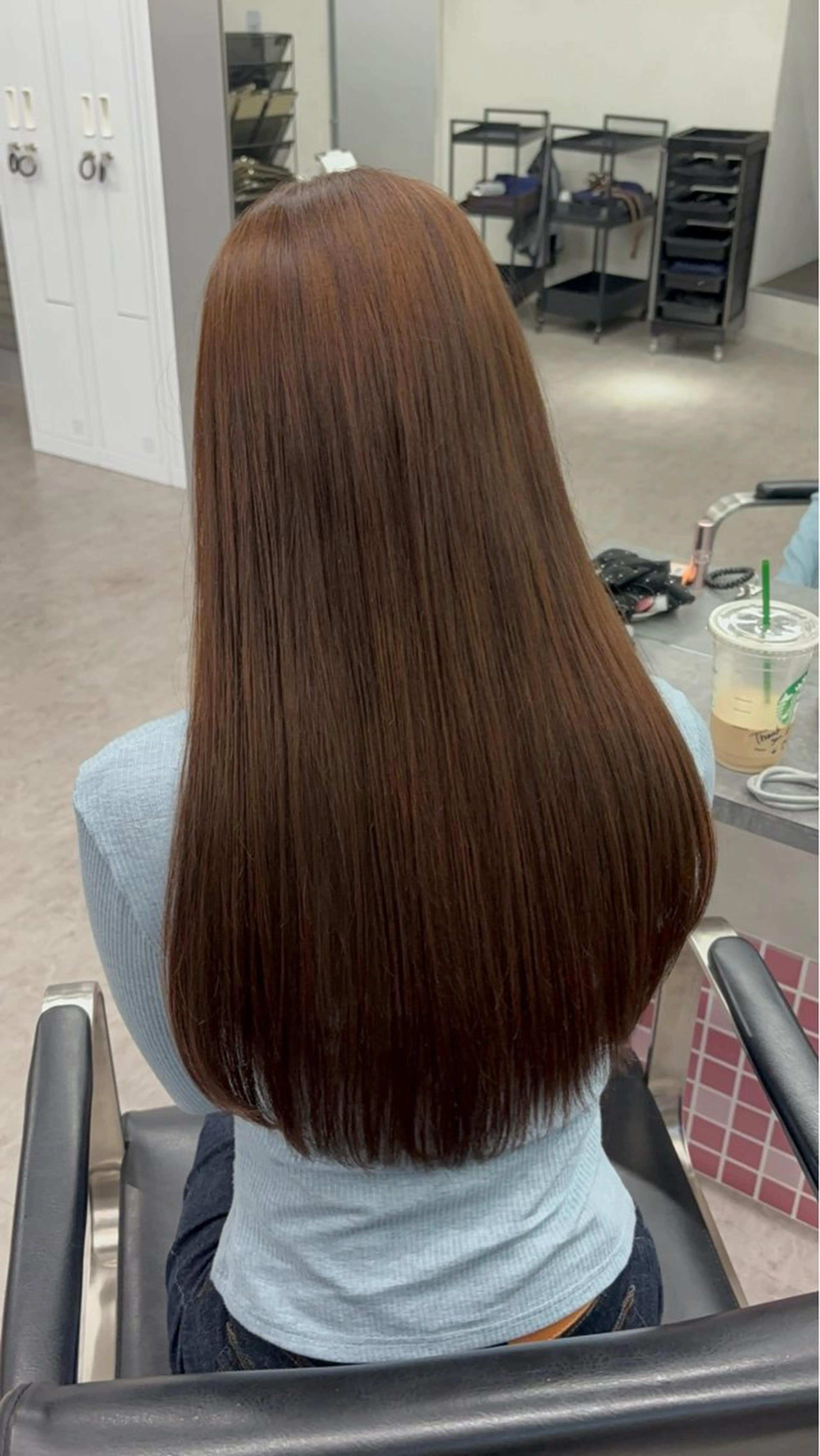 セミロング 長谷川 日南のヘアスタイル