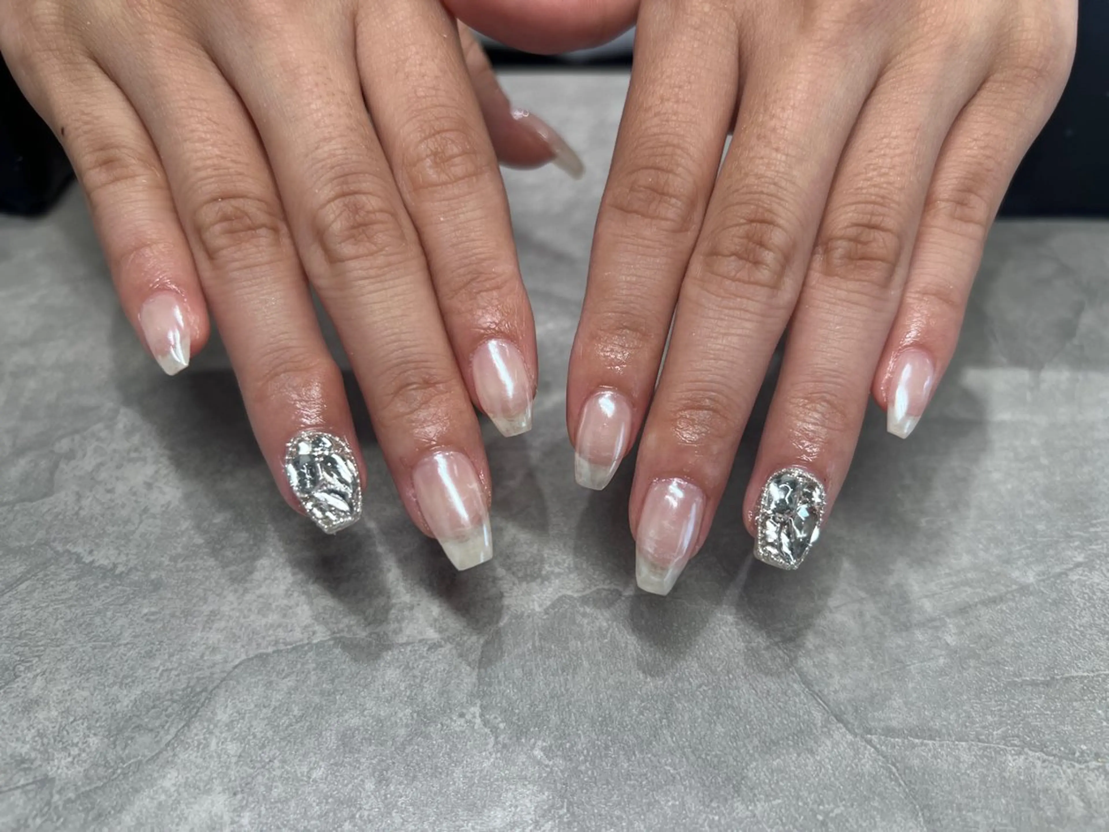 ネイル Miimo💅🏻 ほのか ·͜·♡のネイルデザイン