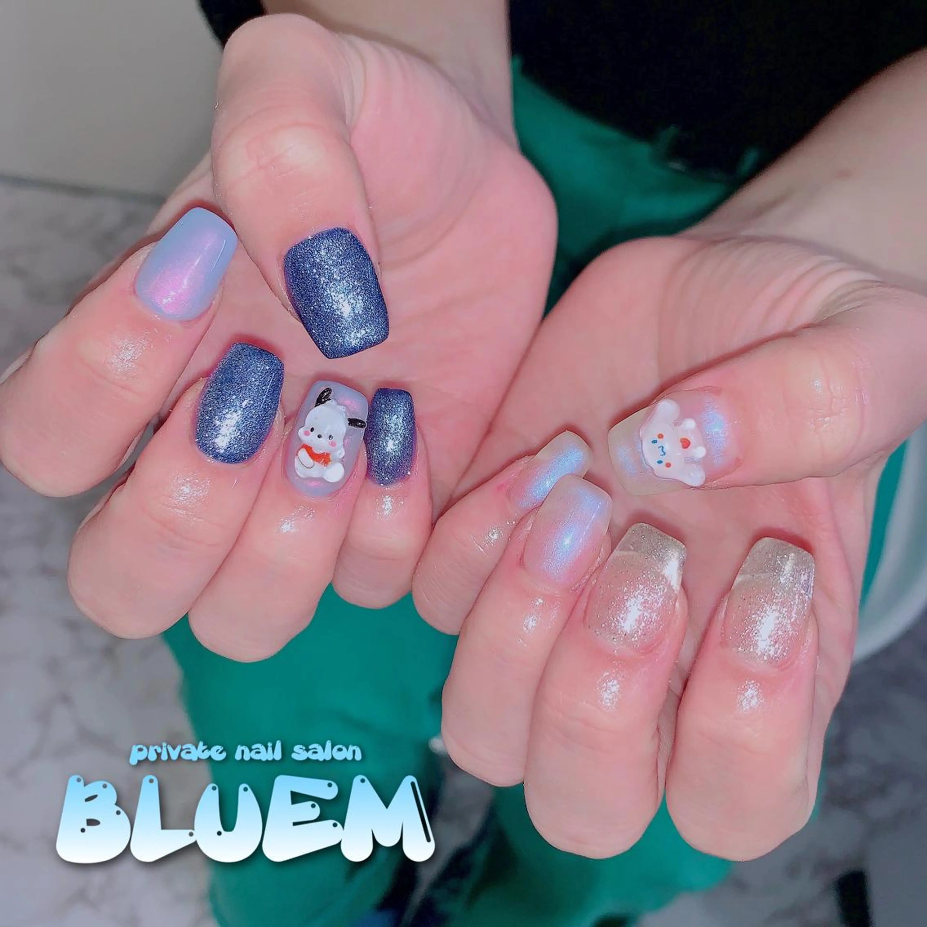 ネイル BLUEM なな🐶のネイルデザイン